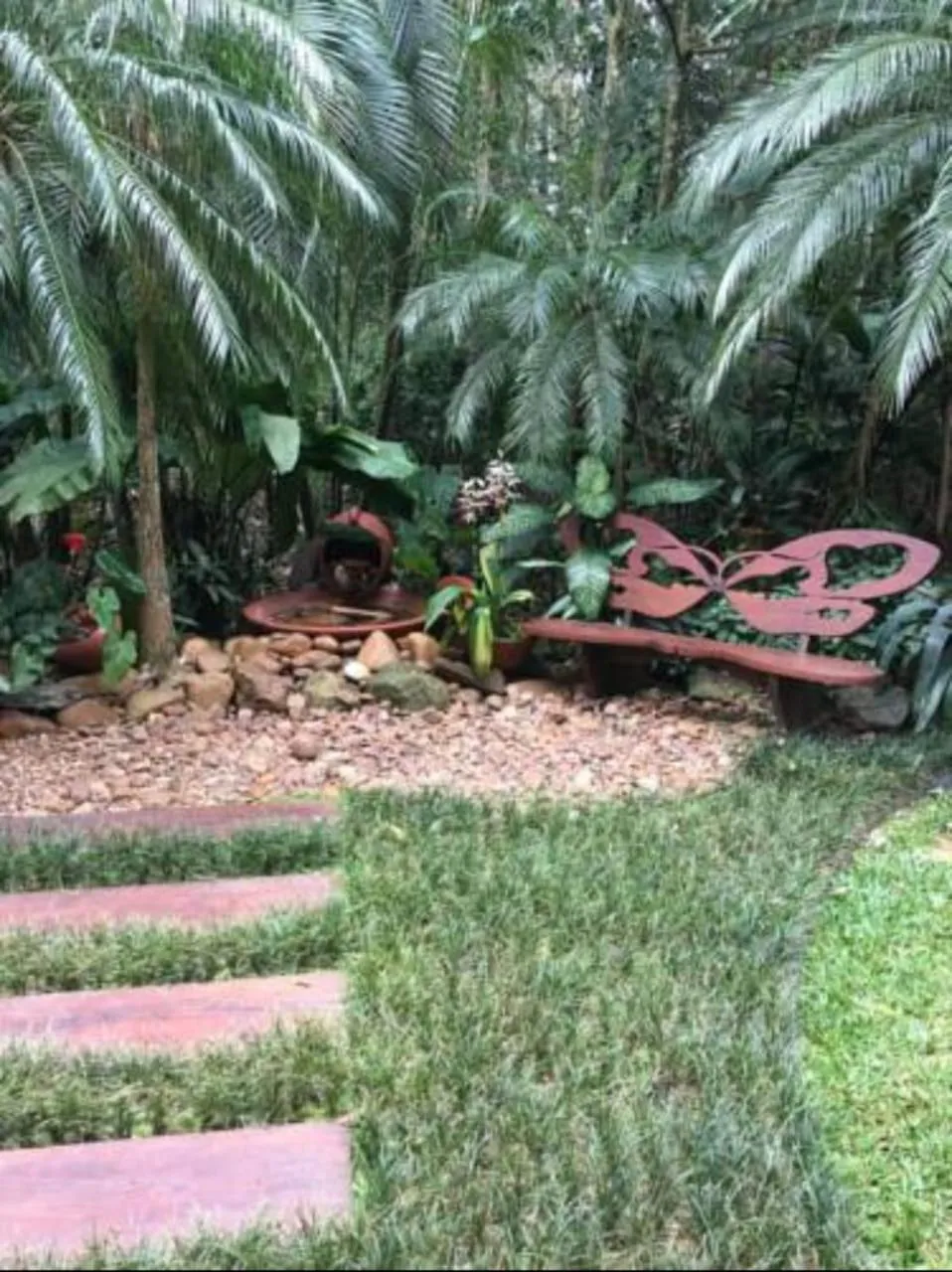 Property building in Flat estudio 110 Amarilis Riviera de São Lourenço, 03 piscina climatizada, serviço de hotelaria, limpesa e troca de toalhas diária, carregador veiculo elétrico e servico de praia finais de semana WiFi 500