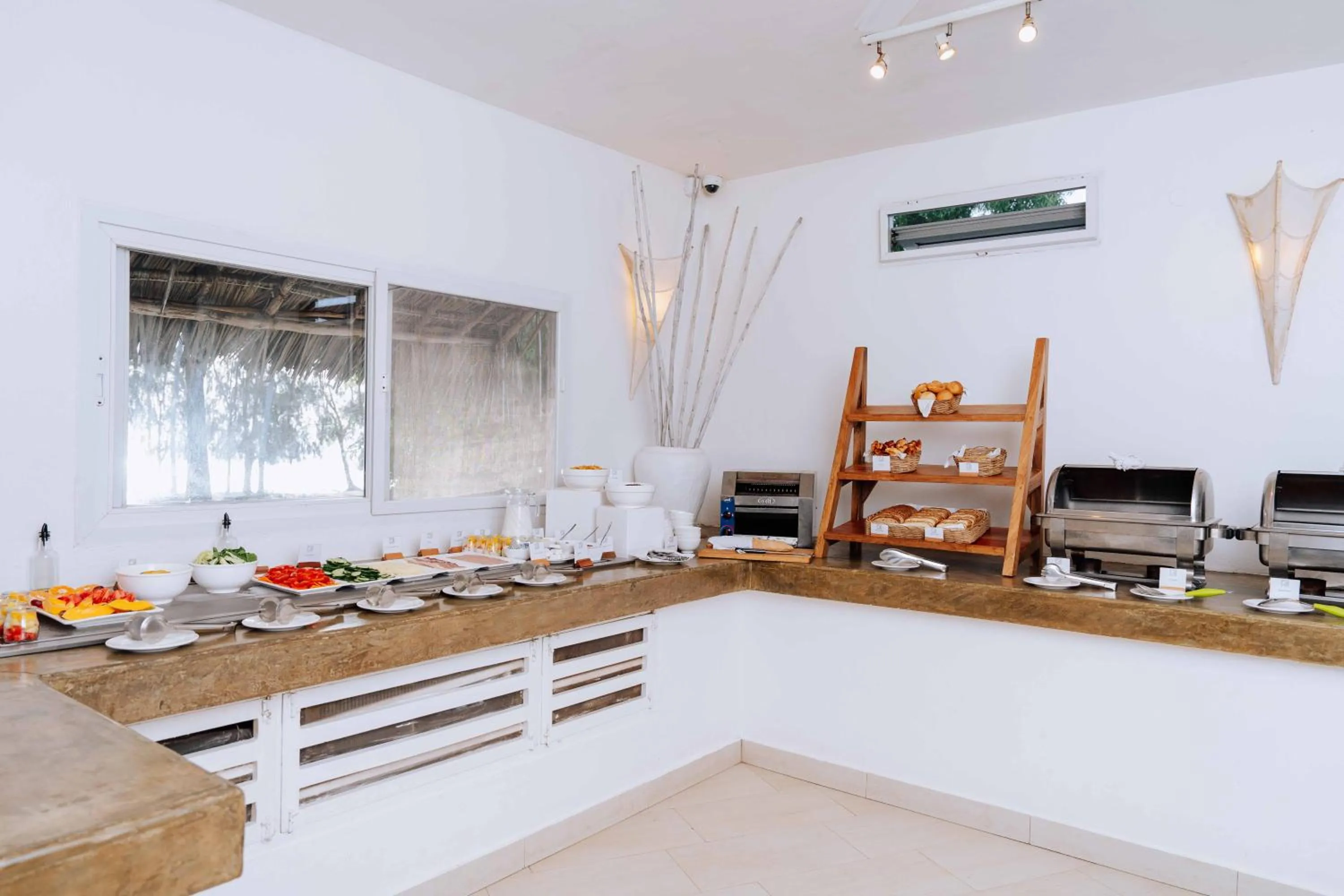 Breakfast in Dhow Inn Boutique Hotel