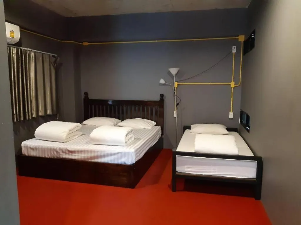 Bed in 248 STREET HOSTEL