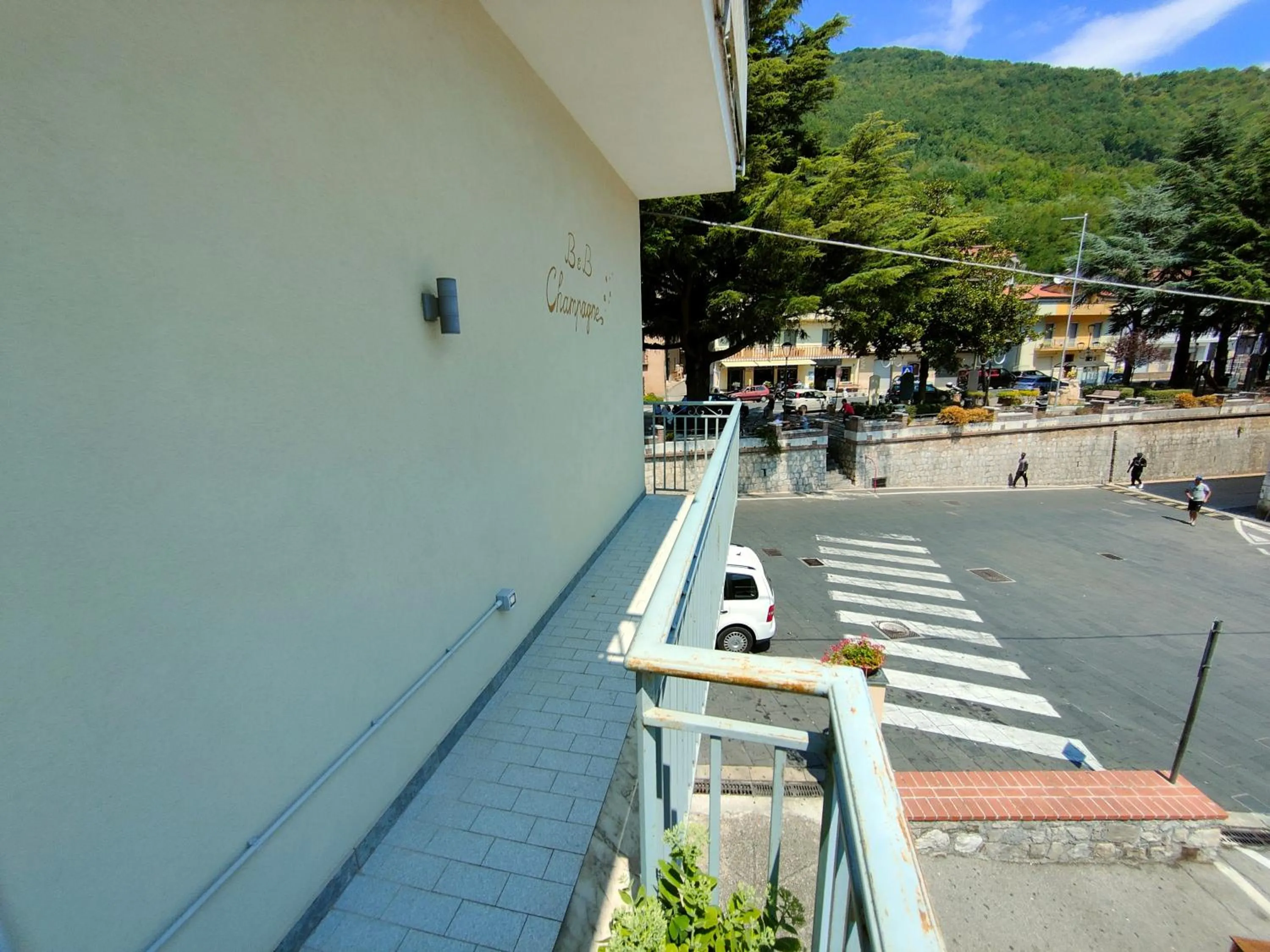 Bed and Breakfast Champagne