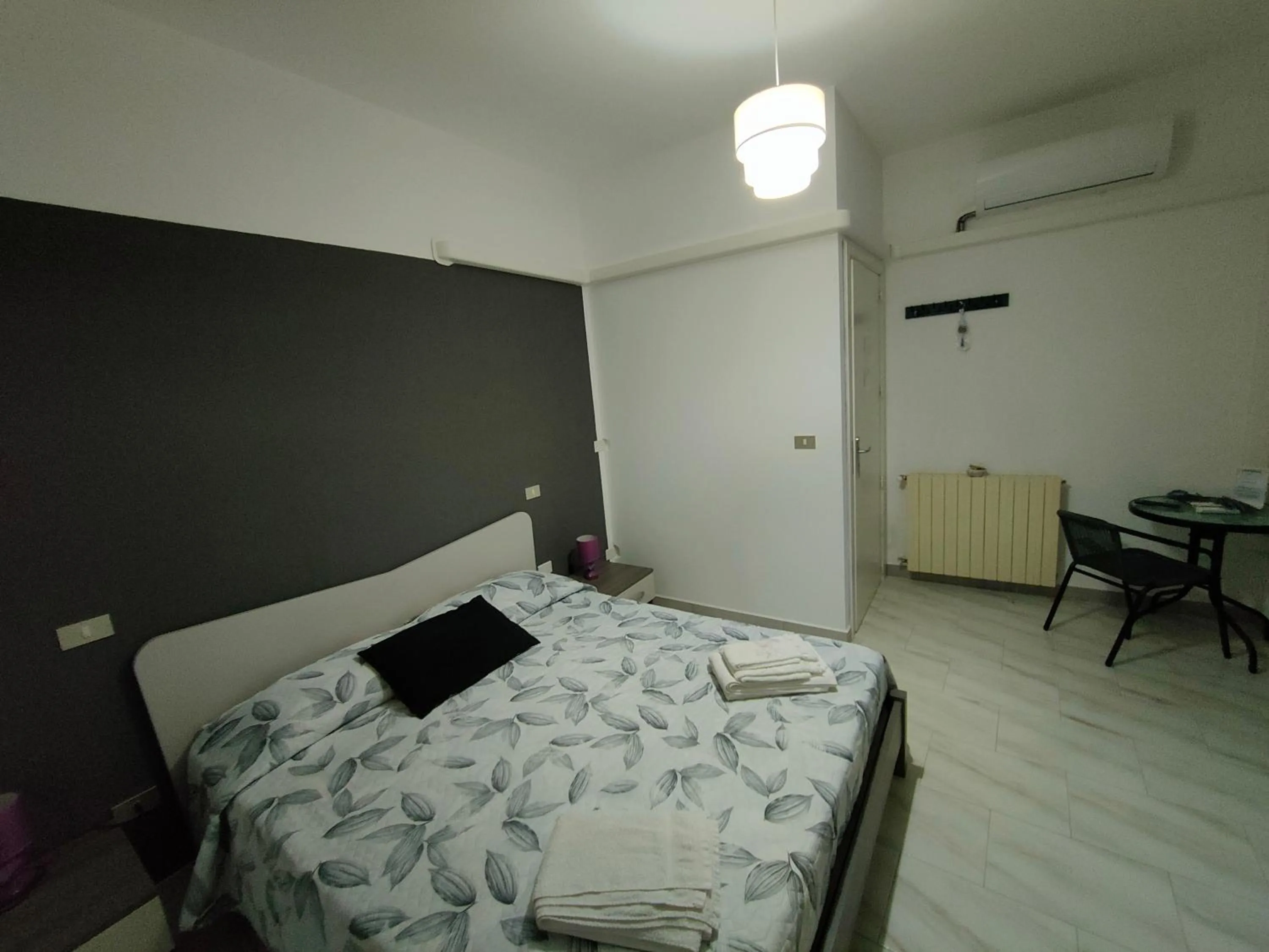 Bed in Bed and Breakfast Champagne