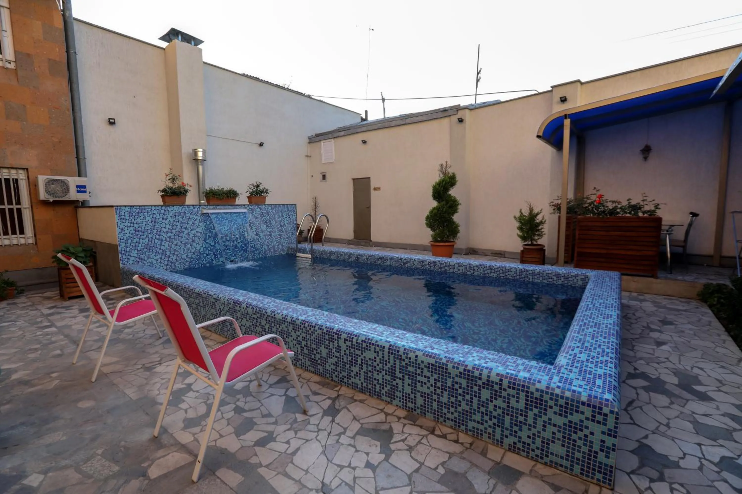 Swimming pool in Alba Hotel Yerevan