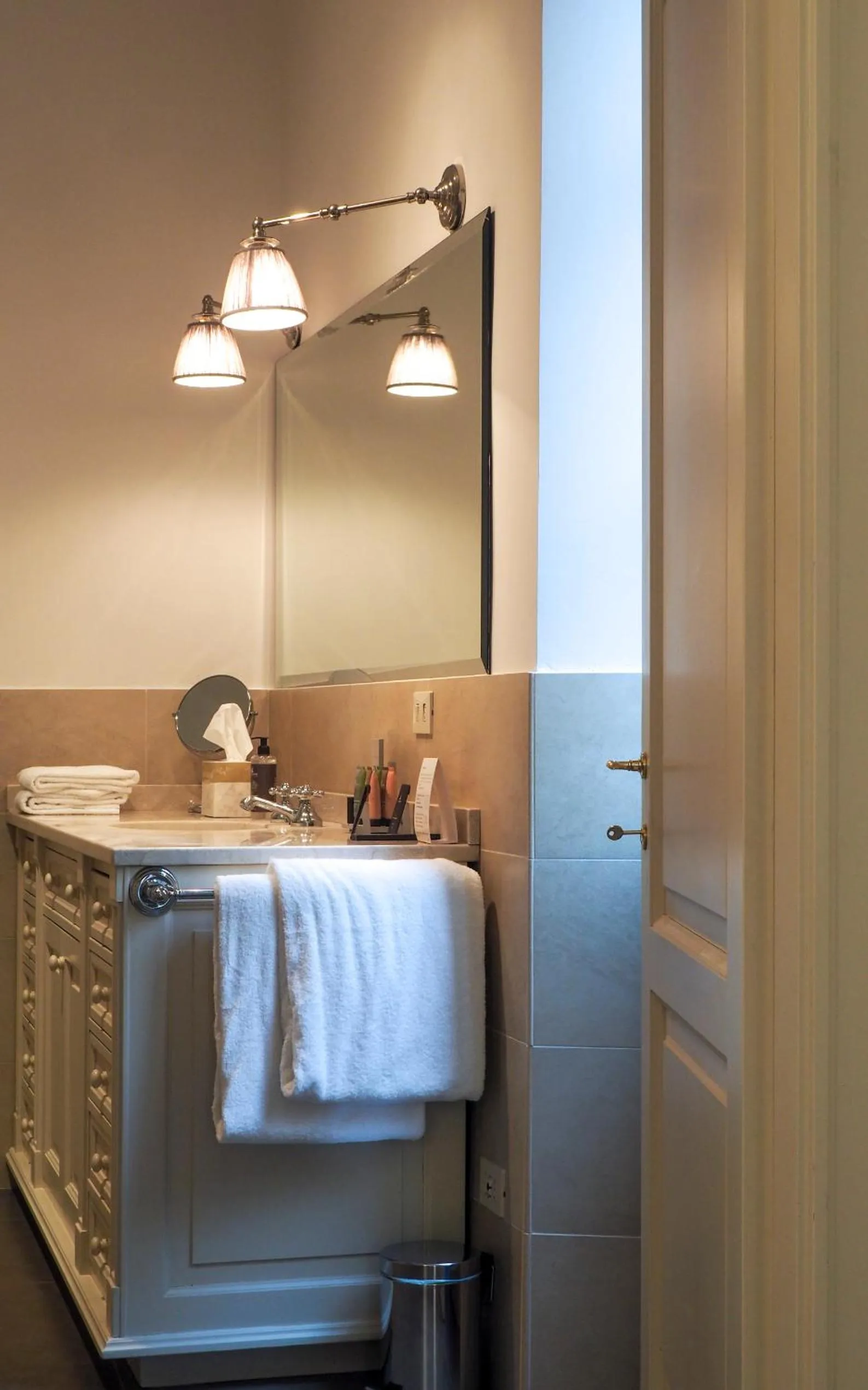 Bathroom, Bed in AQA Palace