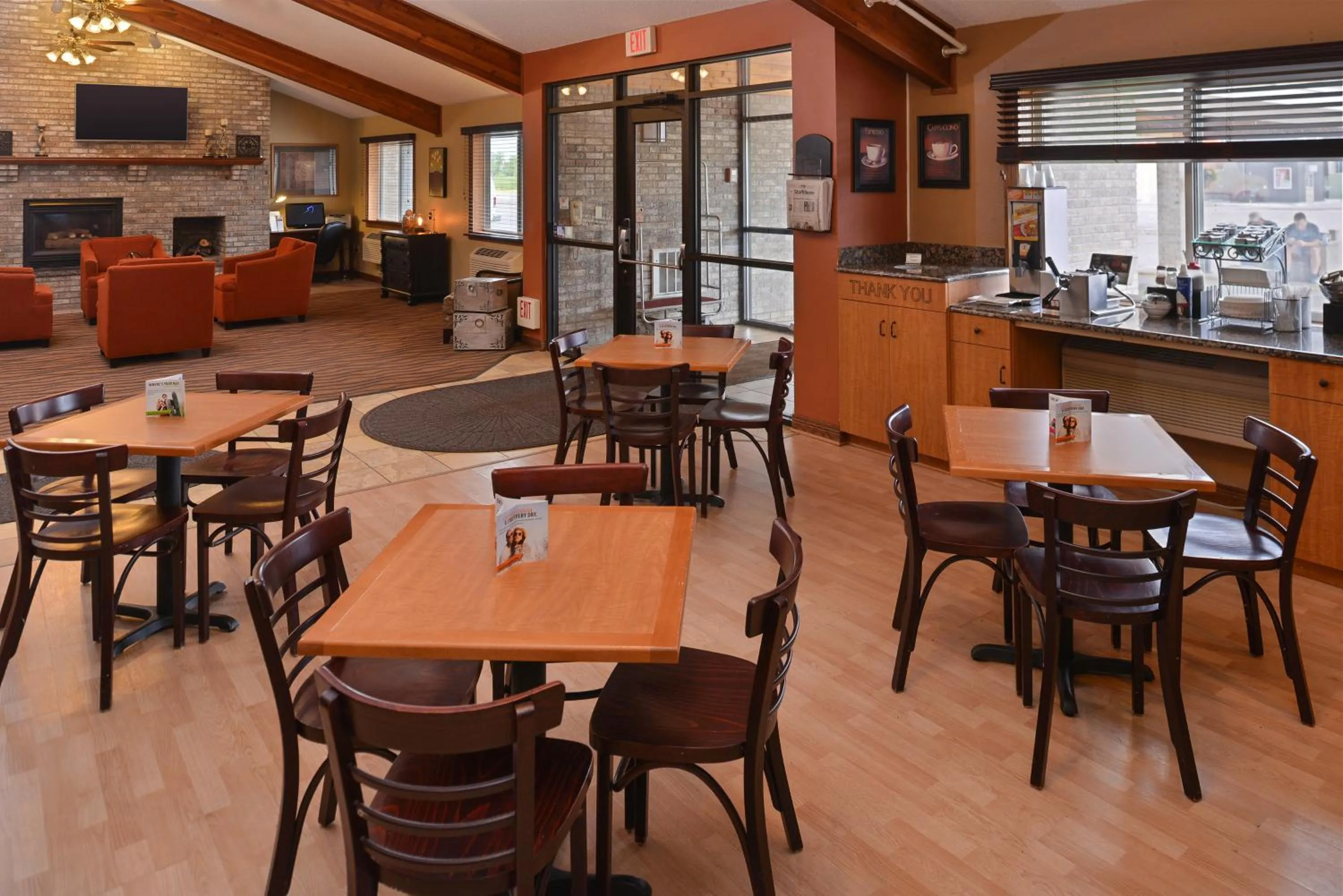 Restaurant/places to eat in AmericInn by Wyndham St Cloud MN I-94