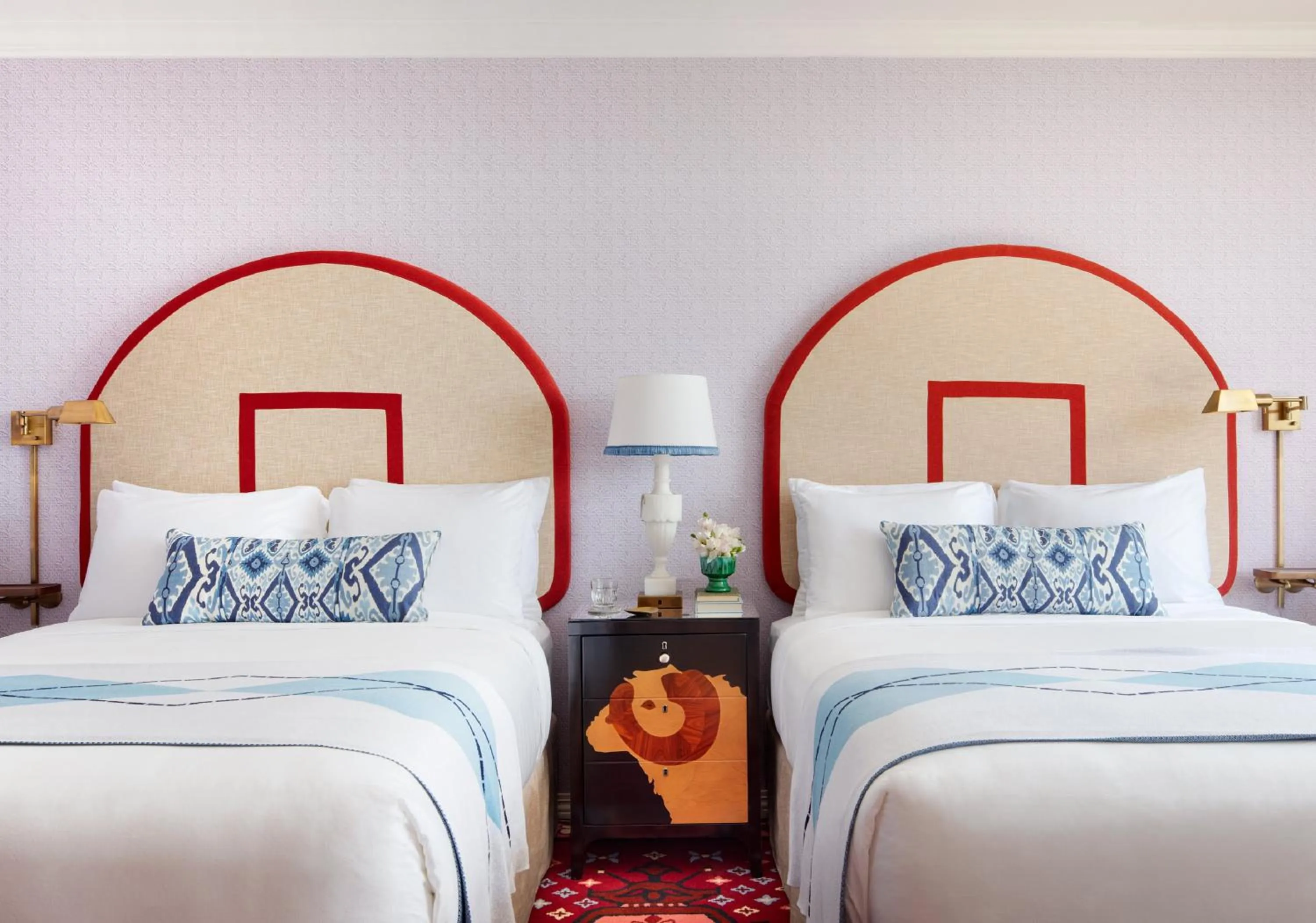 Bed in Graduate by Hilton Chapel Hill