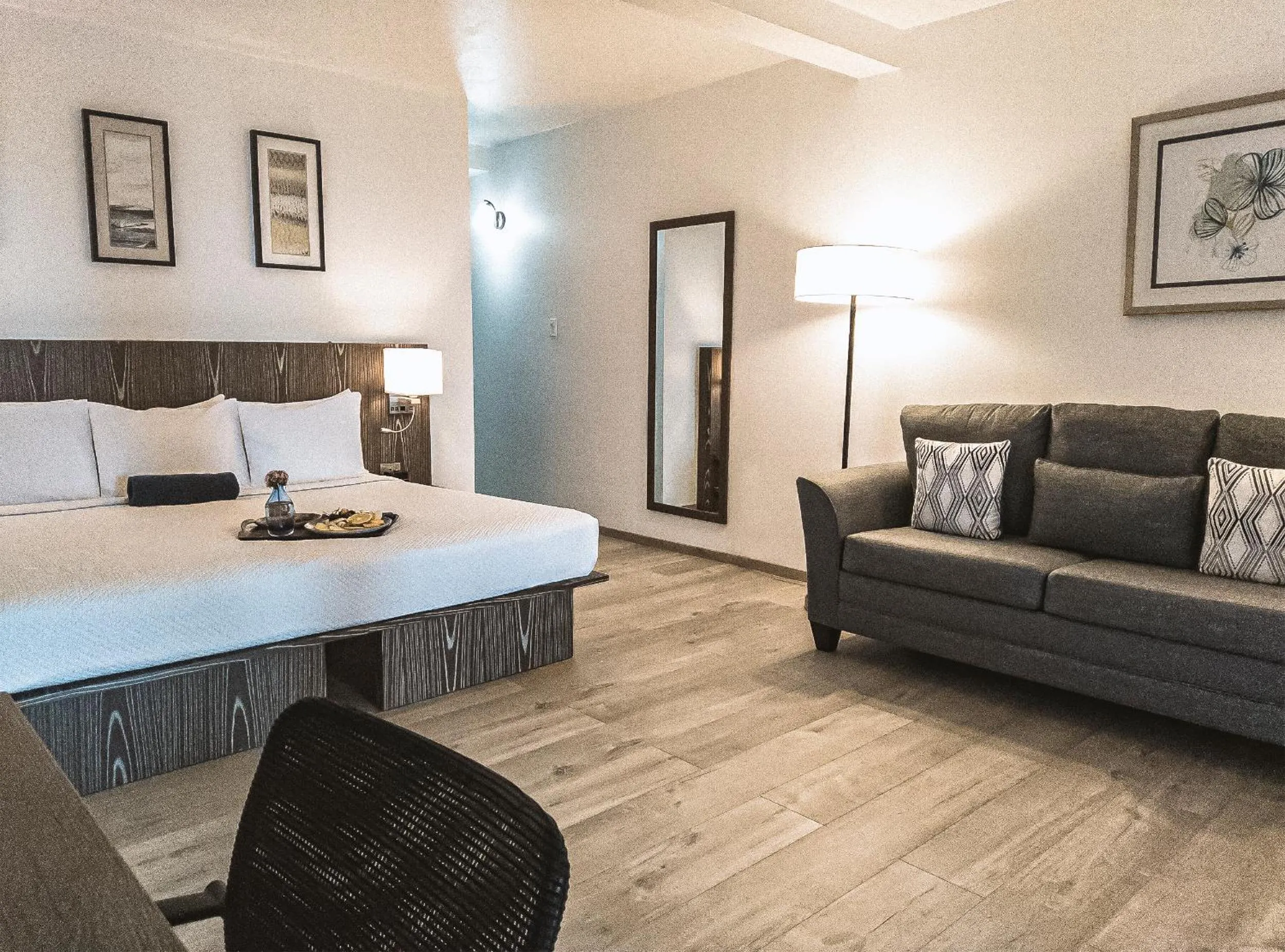 Bed in Trade Winds Hotel Antigua