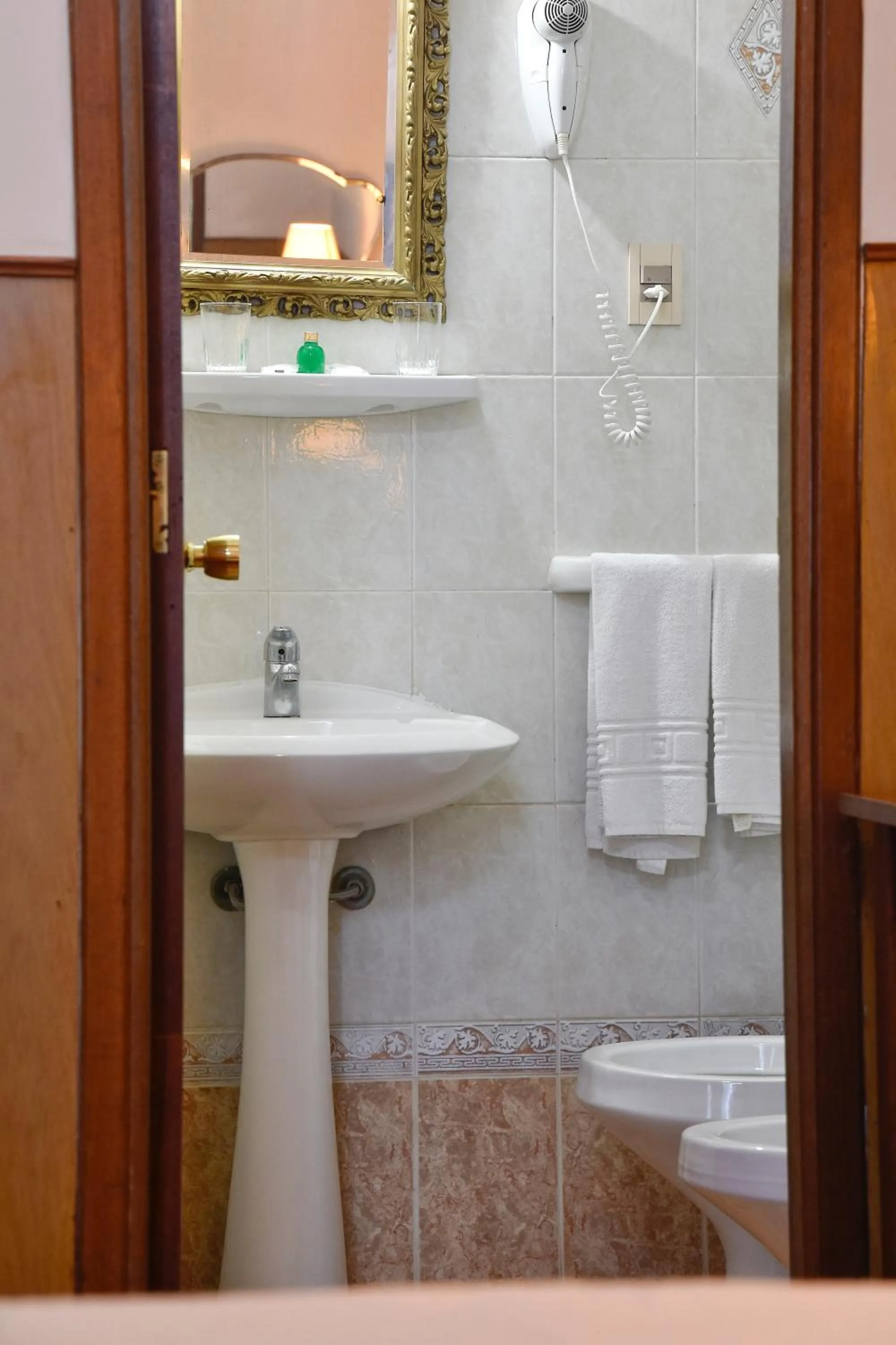 Bathroom in Hotel Palacio