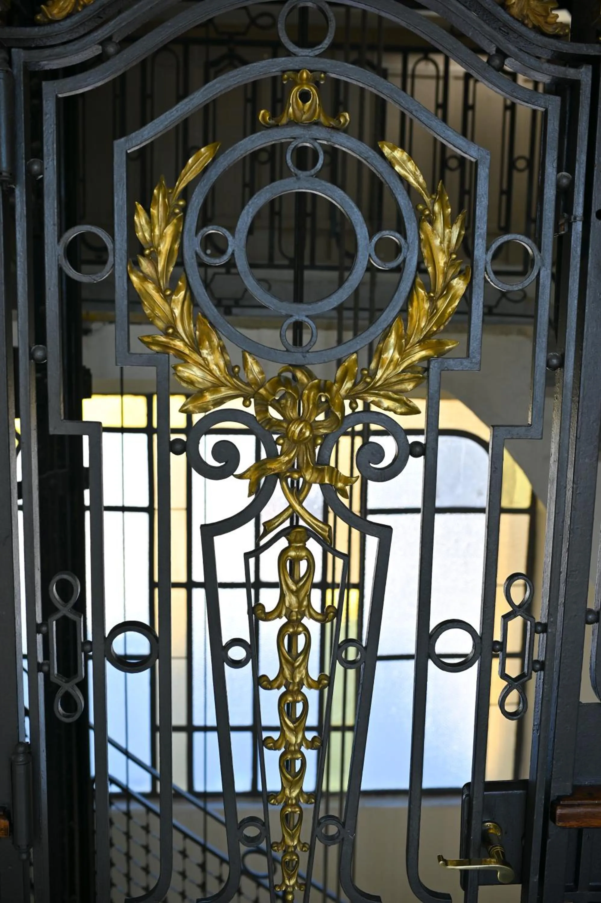 elevator in Hotel Palacio