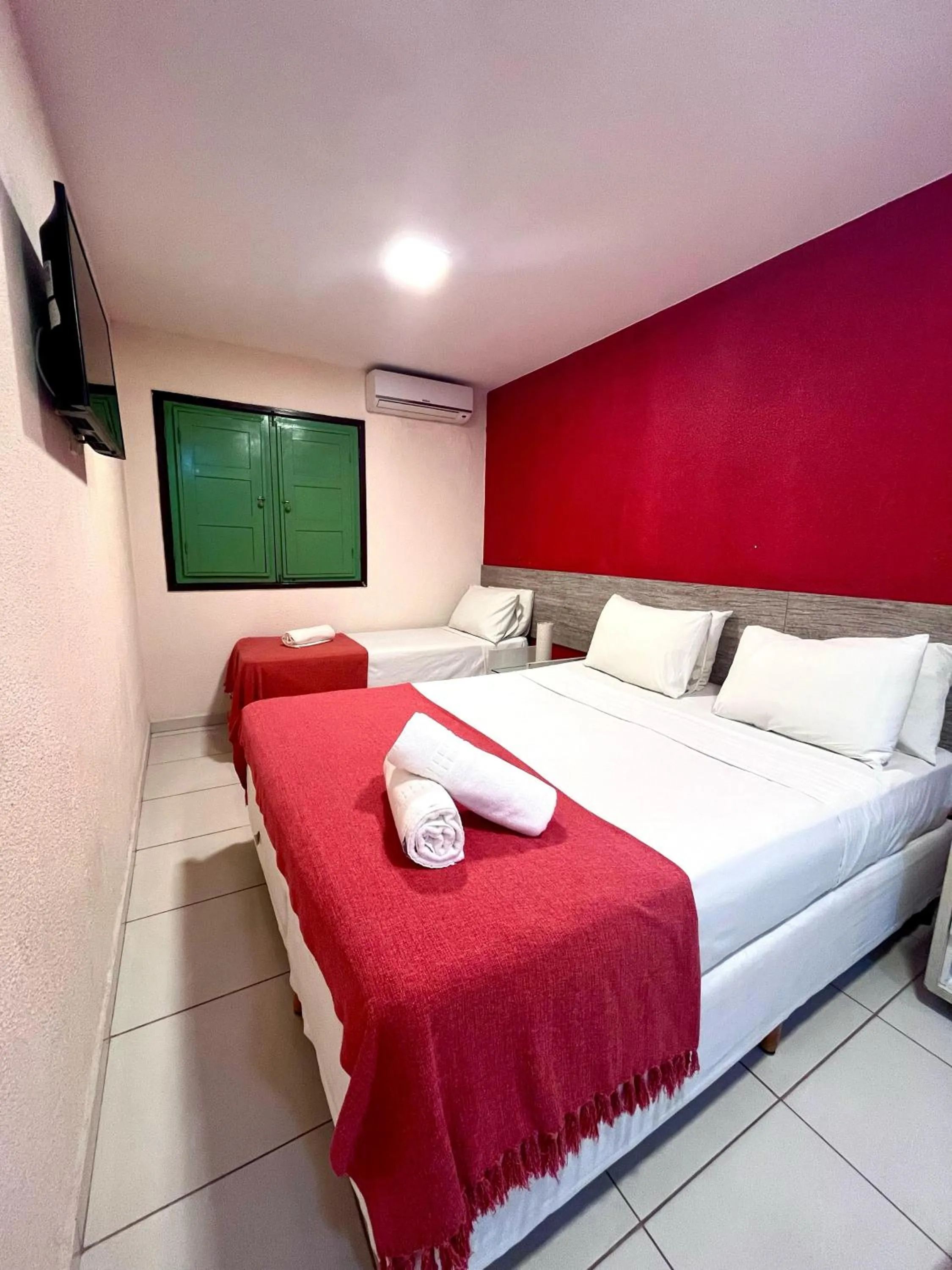 Bedroom, Bed in Chalés Praias do Sul