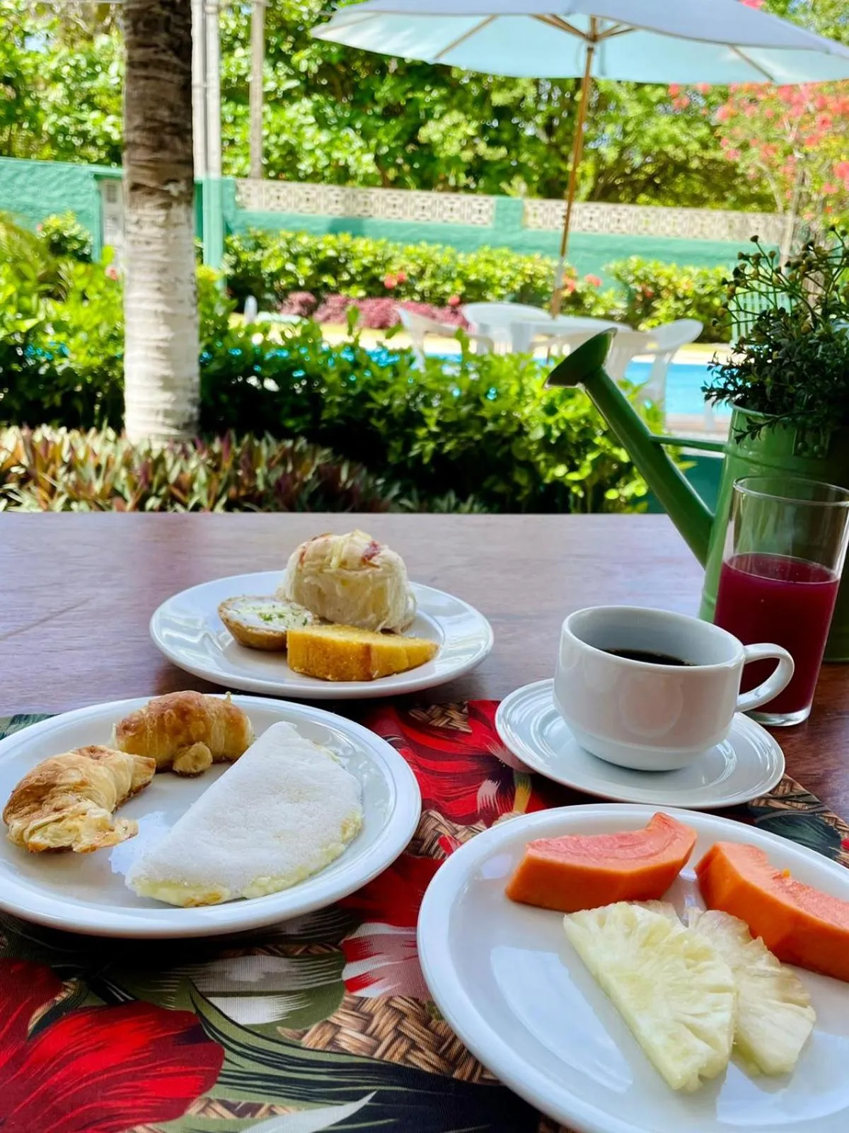 Buffet breakfast in Chalés Praias do Sul