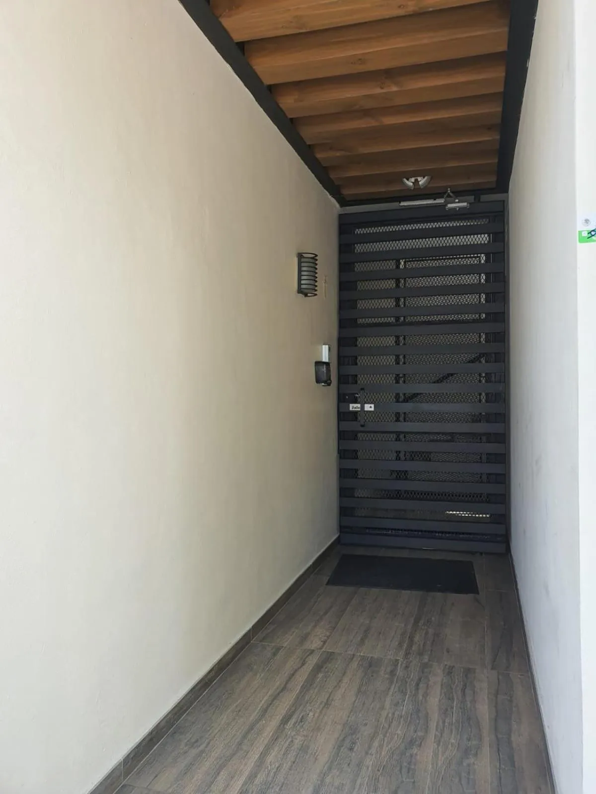 Property building in Viento Suites Cancún