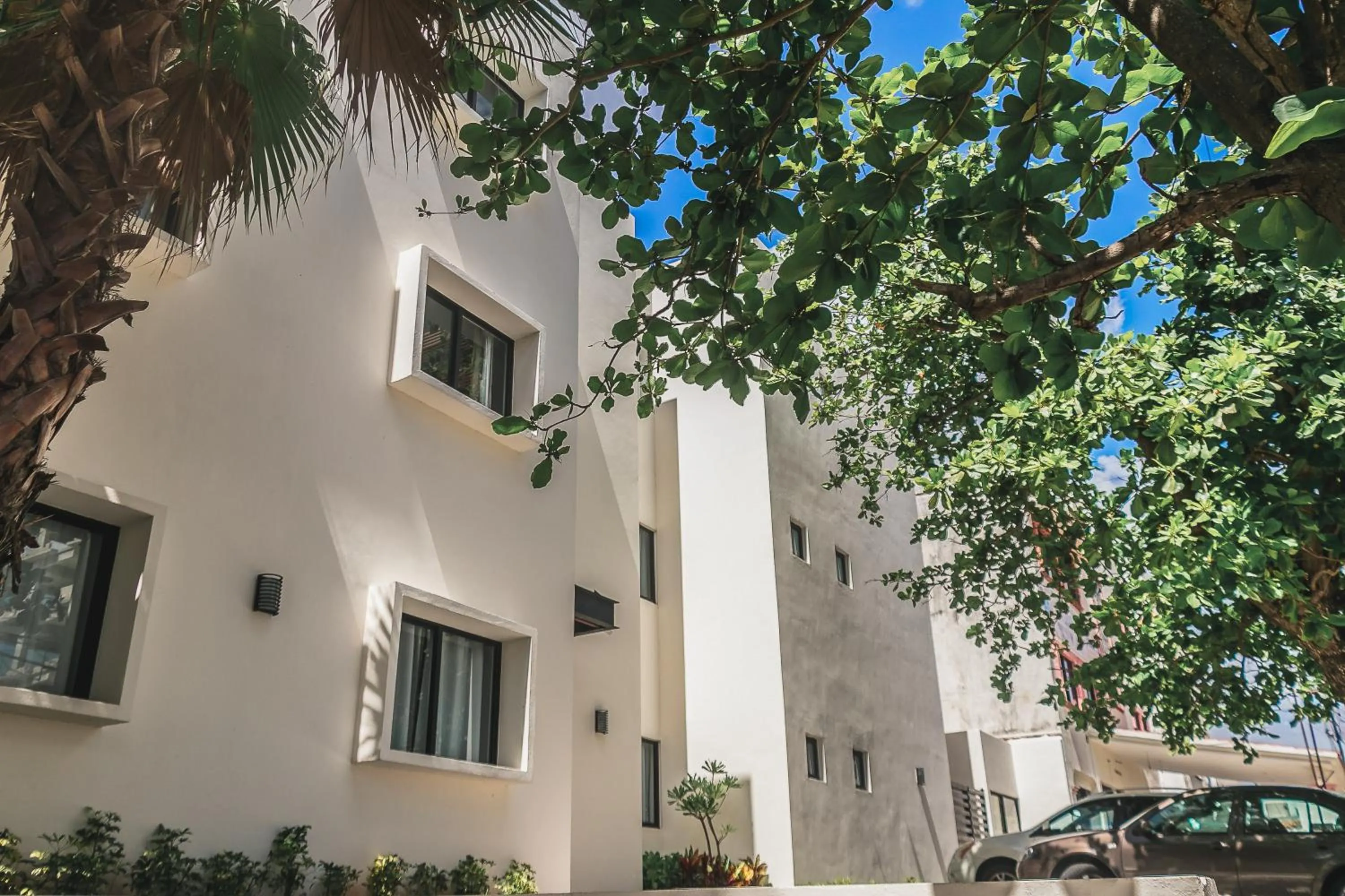 Property building in Viento Suites Cancún