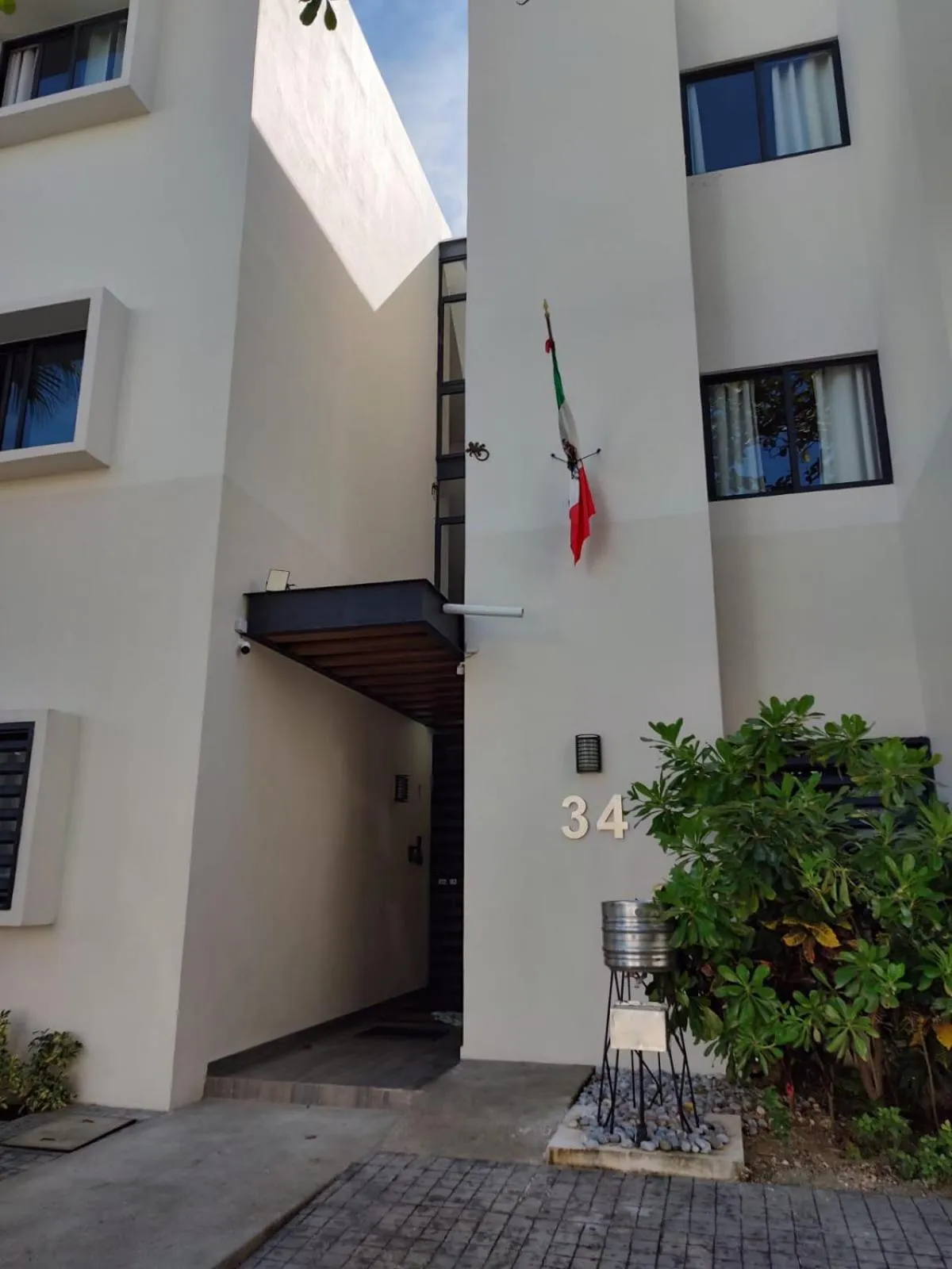 Property building in Viento Suites Cancún
