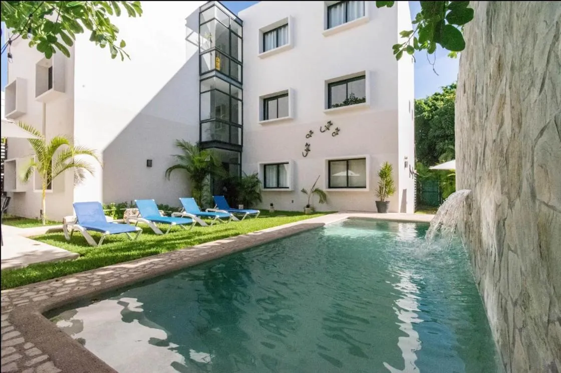 Property building in Viento Suites Cancún