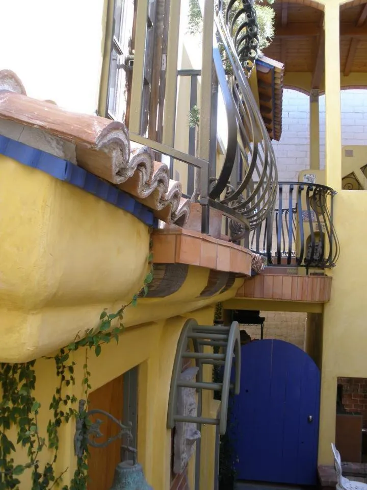 Decorative detail in Secret Garden Inn