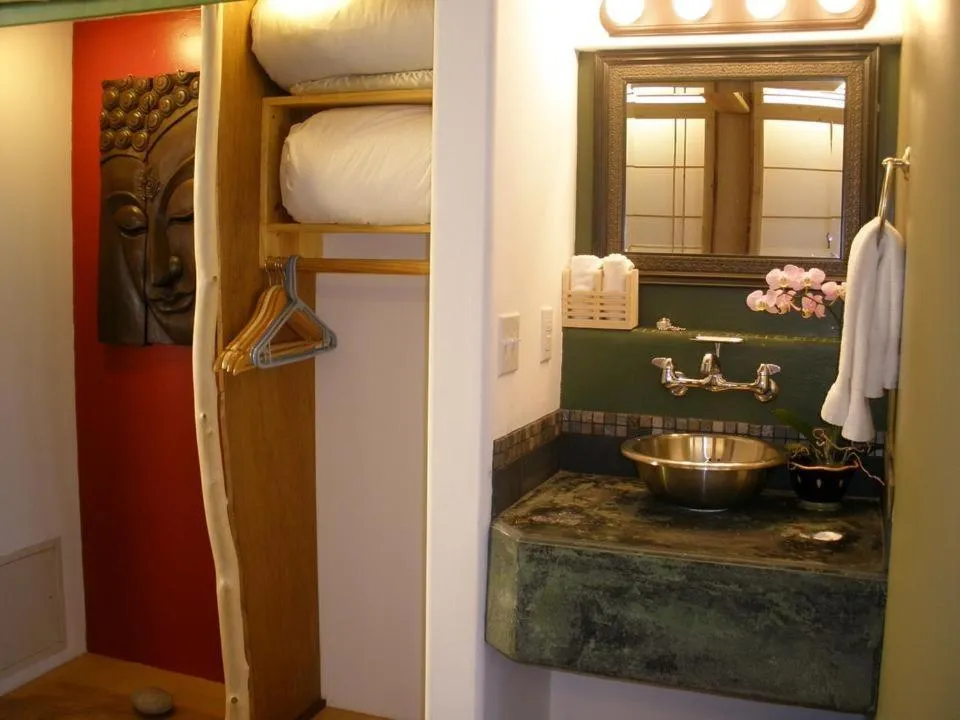 Bathroom in Secret Garden Inn