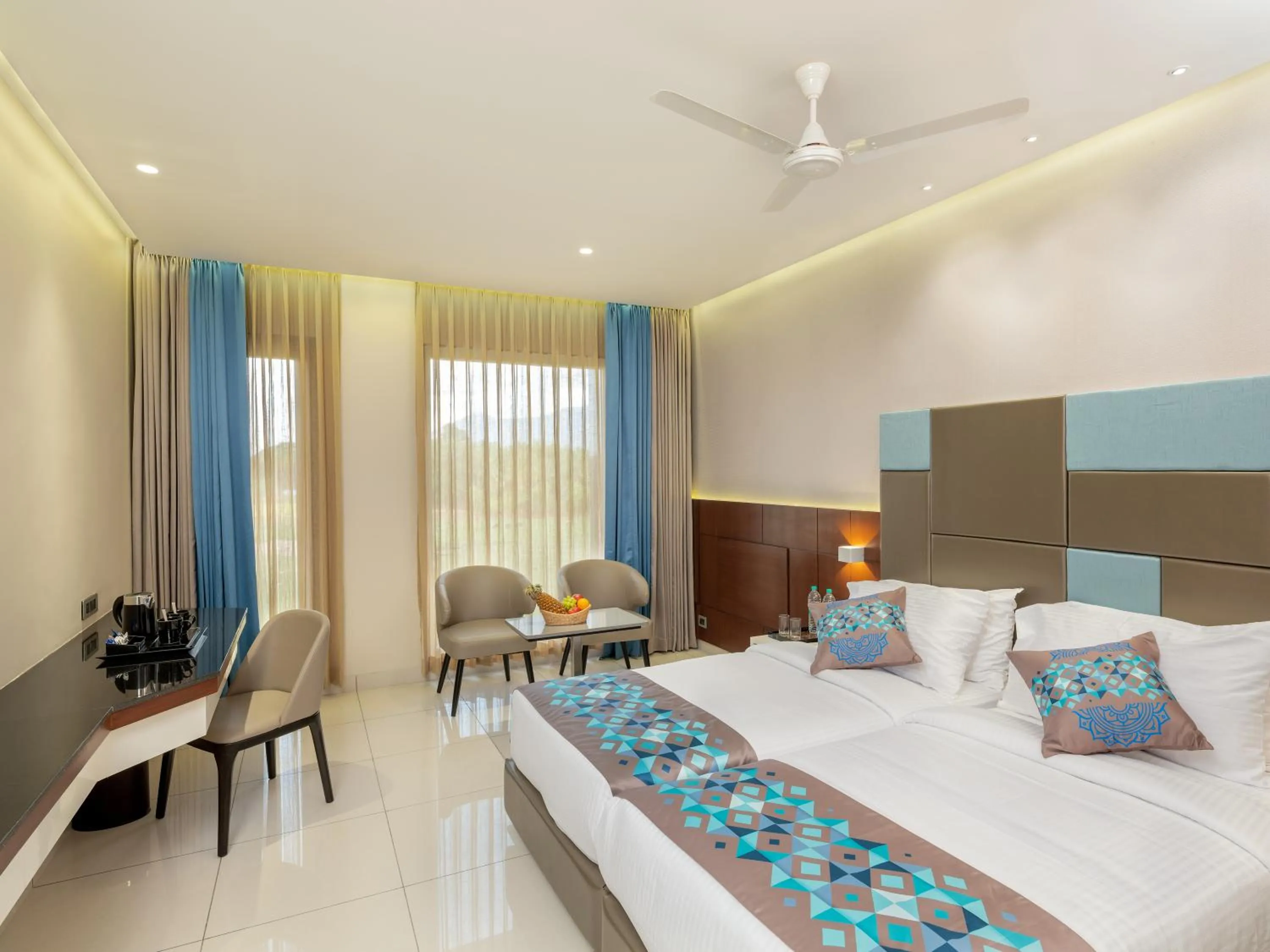 Photo of the whole room, Bed in Hotel Divine Fort
