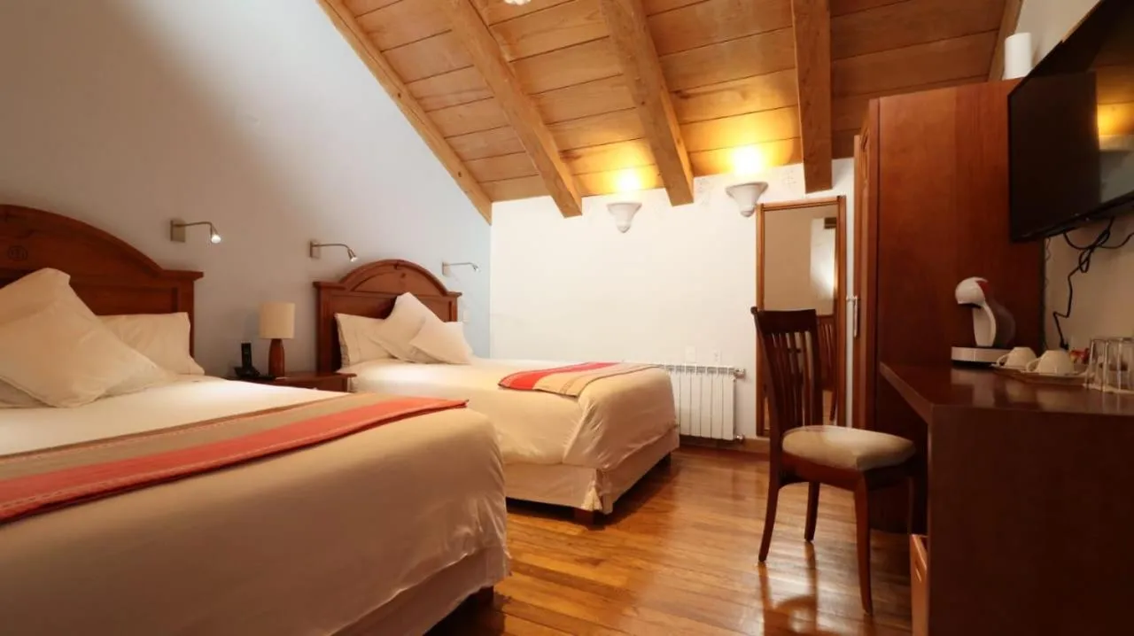 TV and multimedia, Bed in Hotel Casa de Familia de San Cristobal