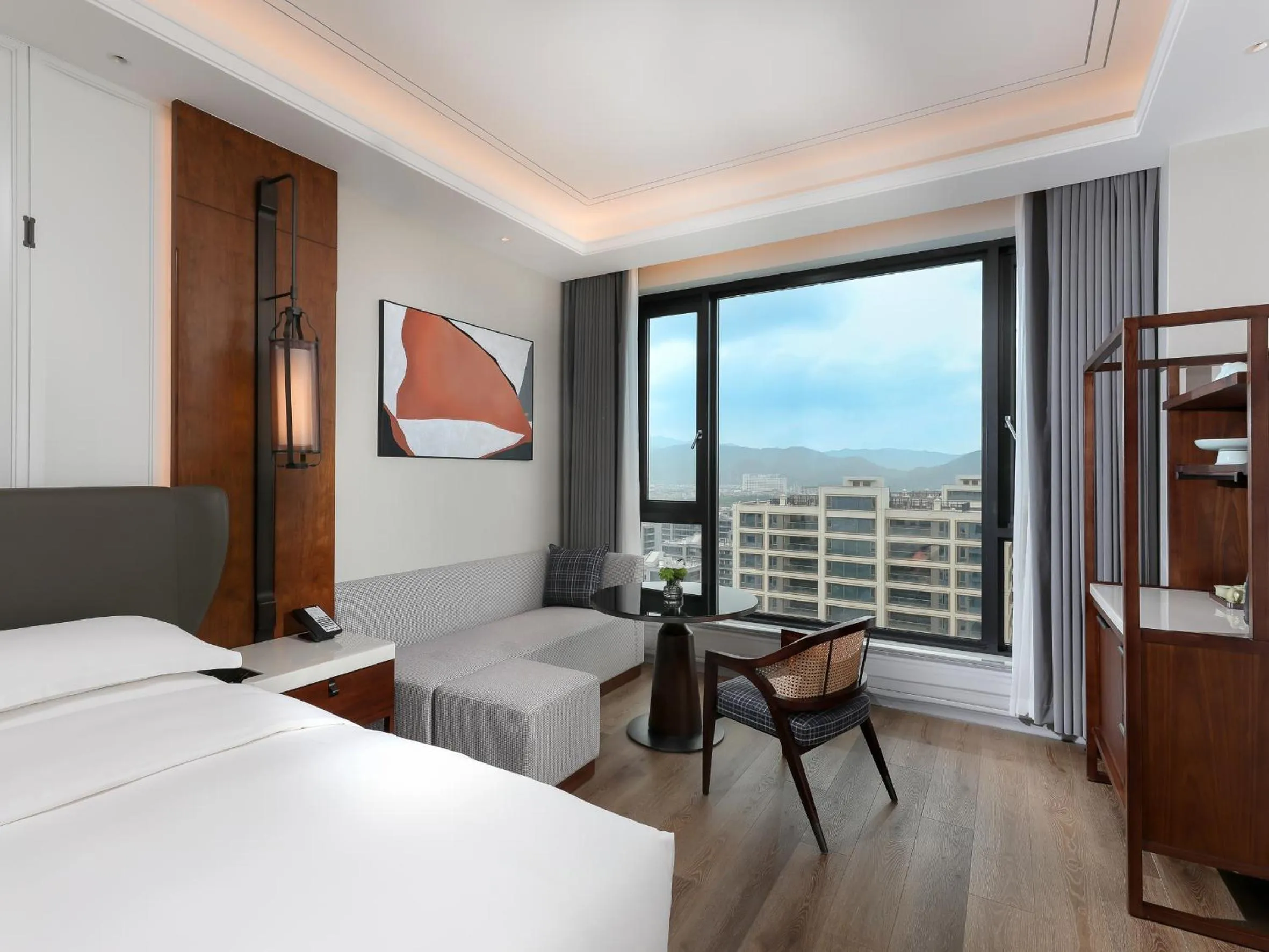 Bedroom, Bed in Kingdom Hotel