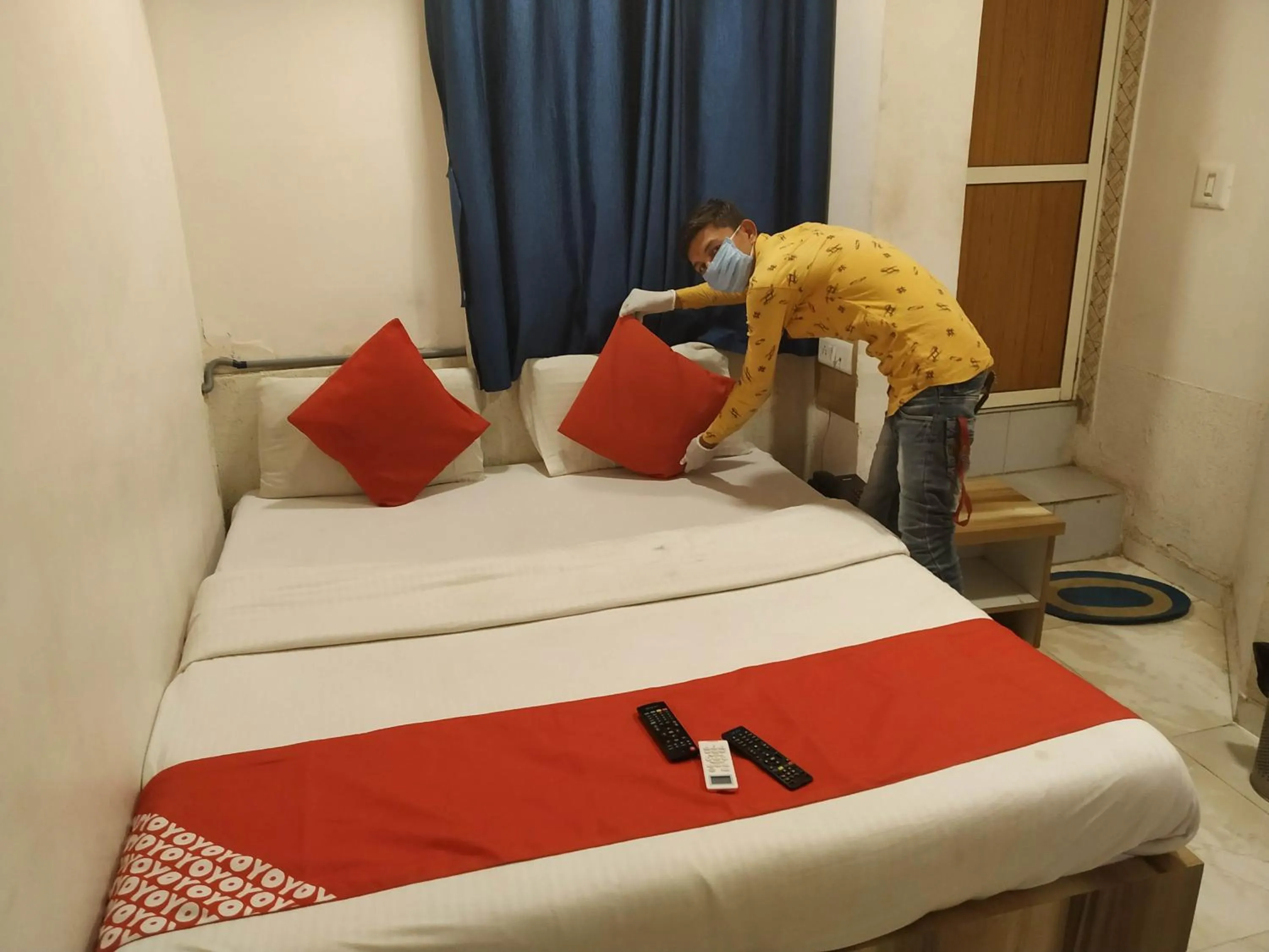 Bedroom in Hotel O Swell