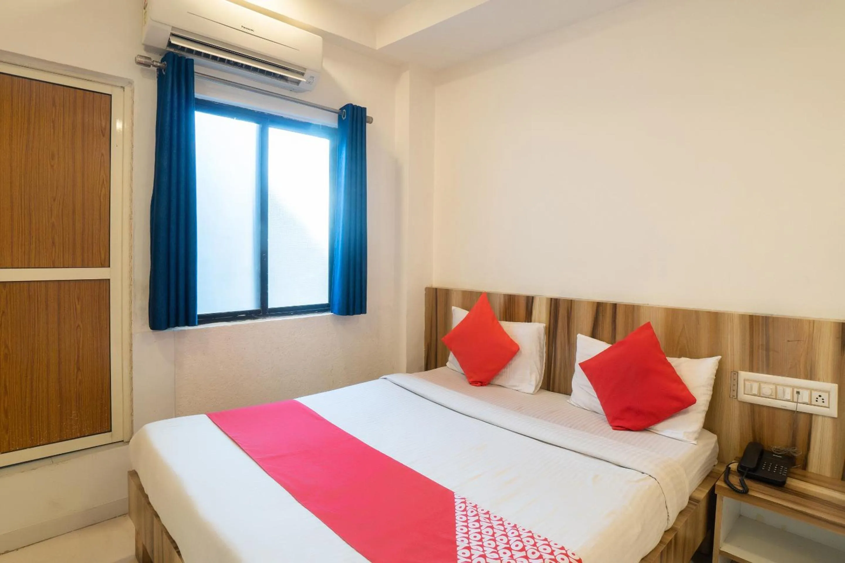 Bedroom in Hotel O Swell