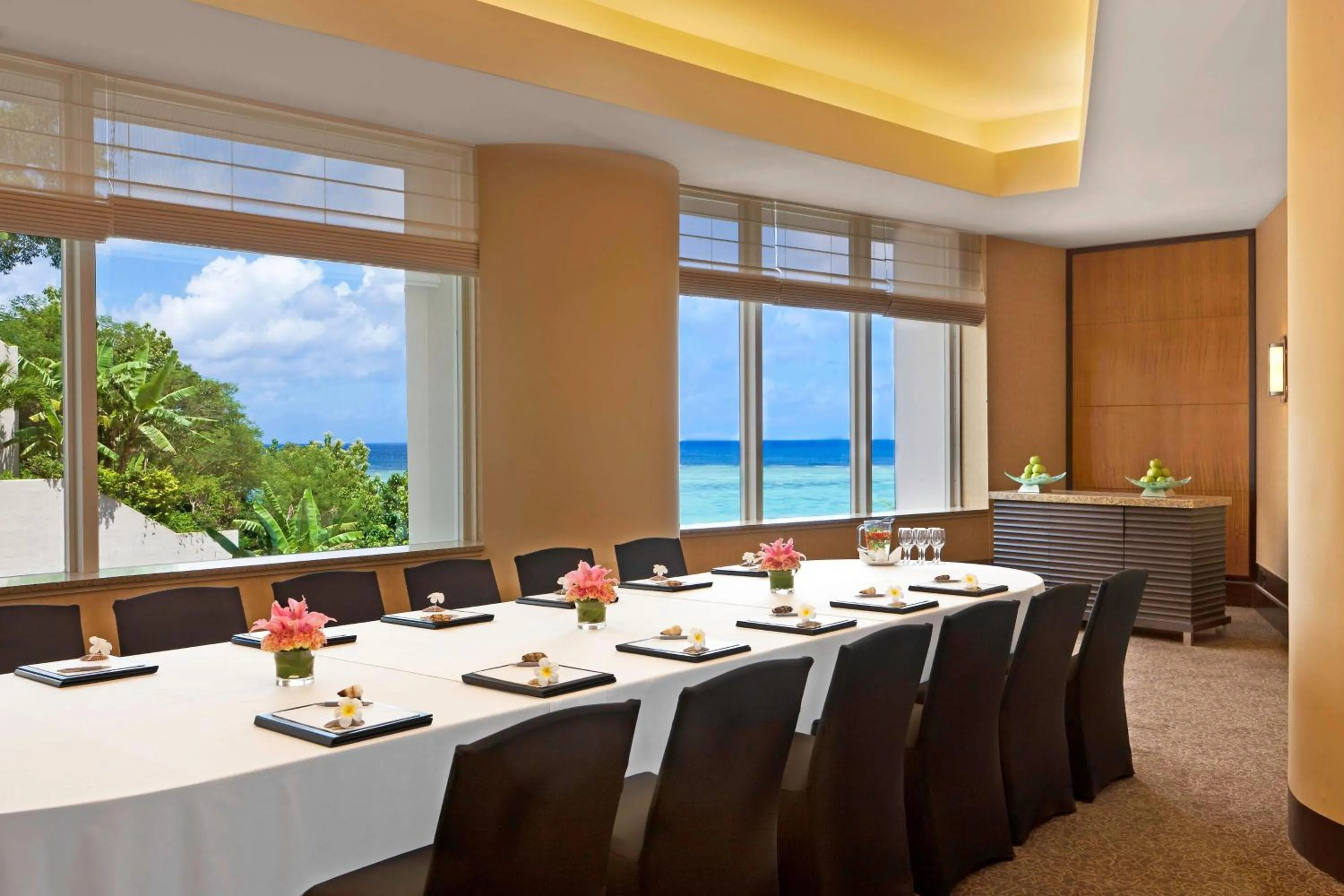 Meeting/conference room in The Westin Resort Guam