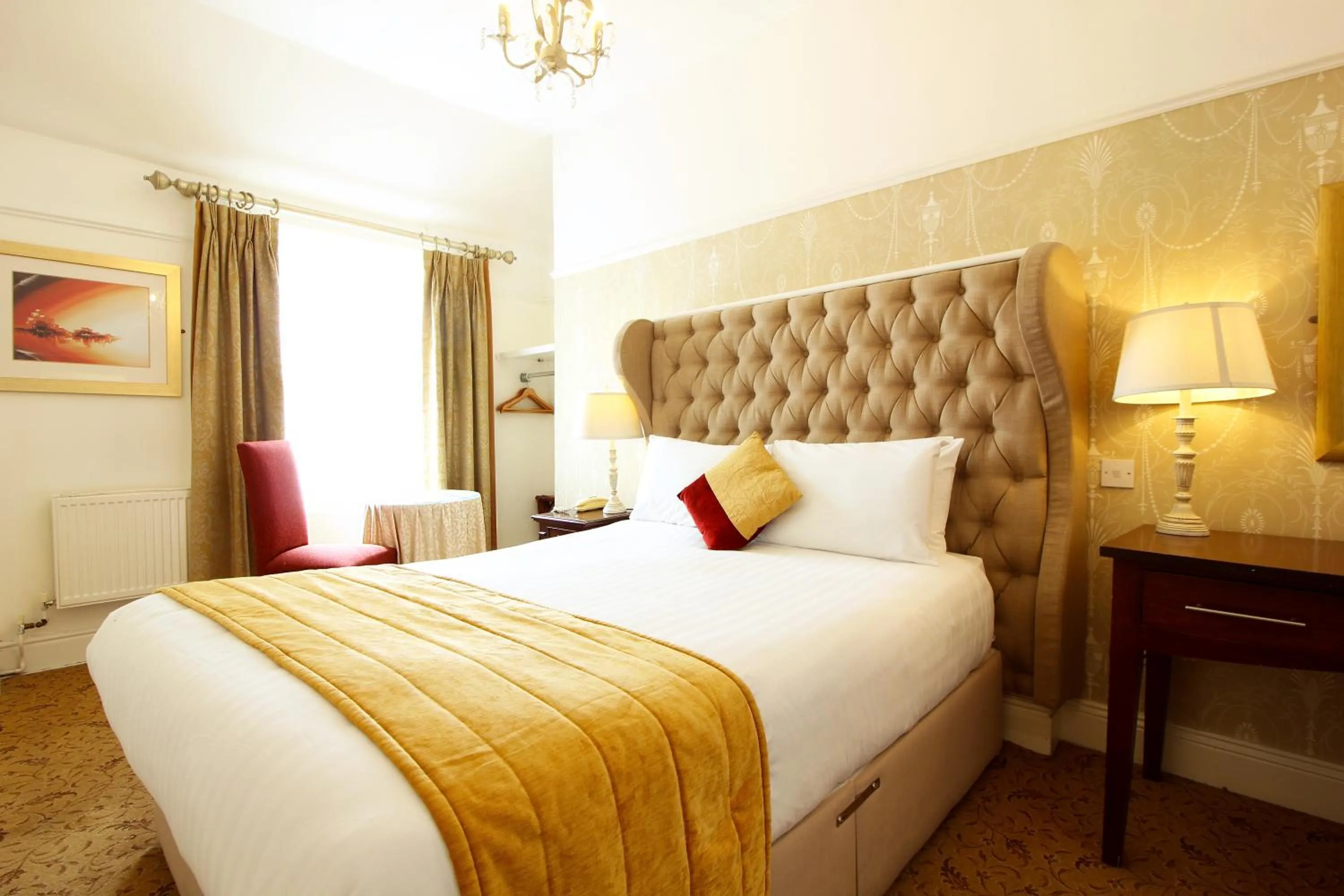 Photo of the whole room, Bed in Castle Hotel