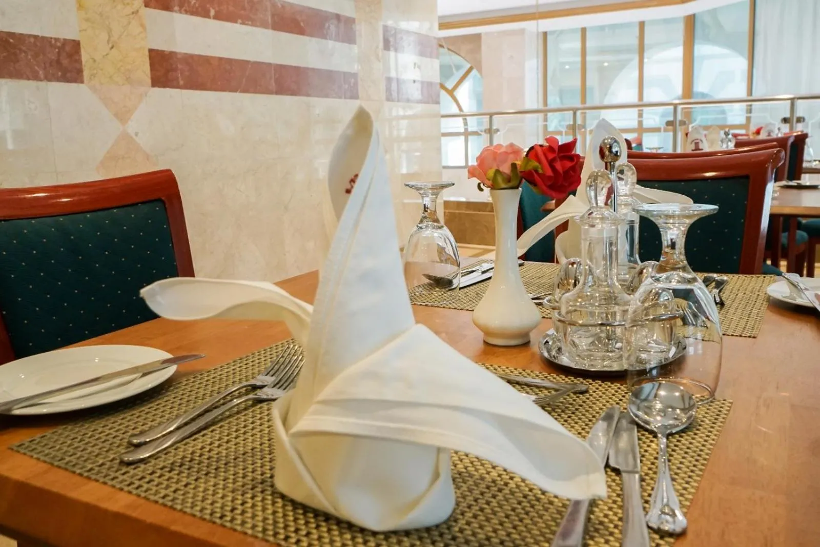 Restaurant/places to eat in Saraya Harmony Hotel C