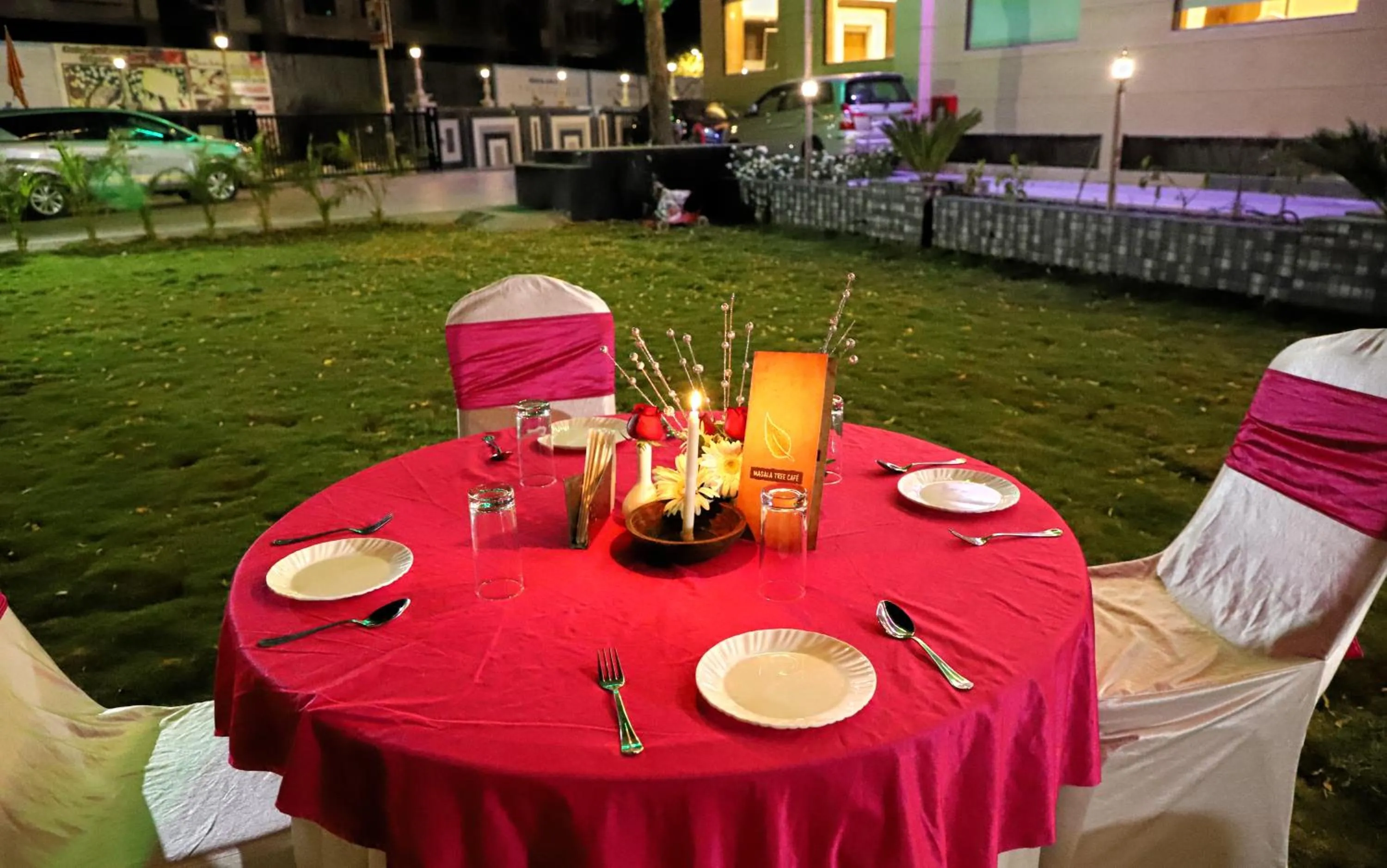 Garden in Sai Neem Tree Hotel