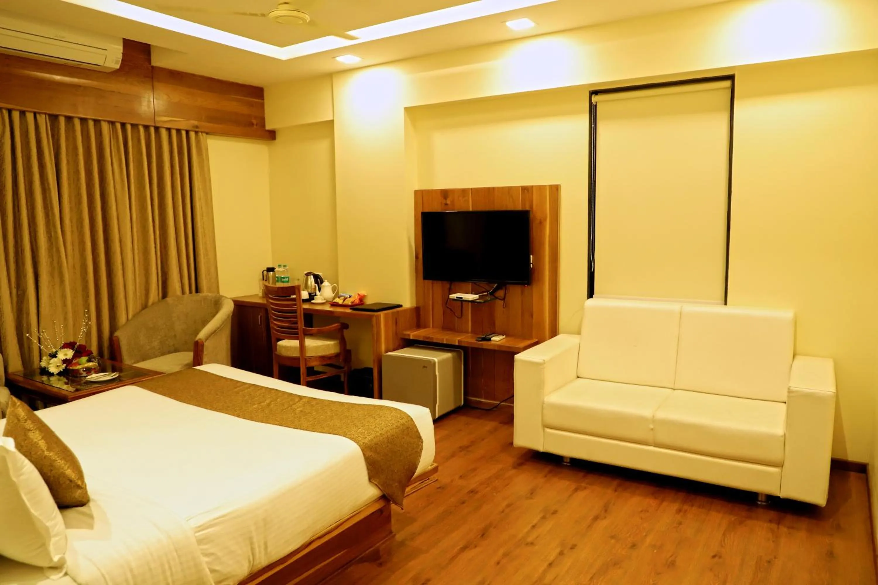 Bedroom, Bed in Sai Neem Tree Hotel