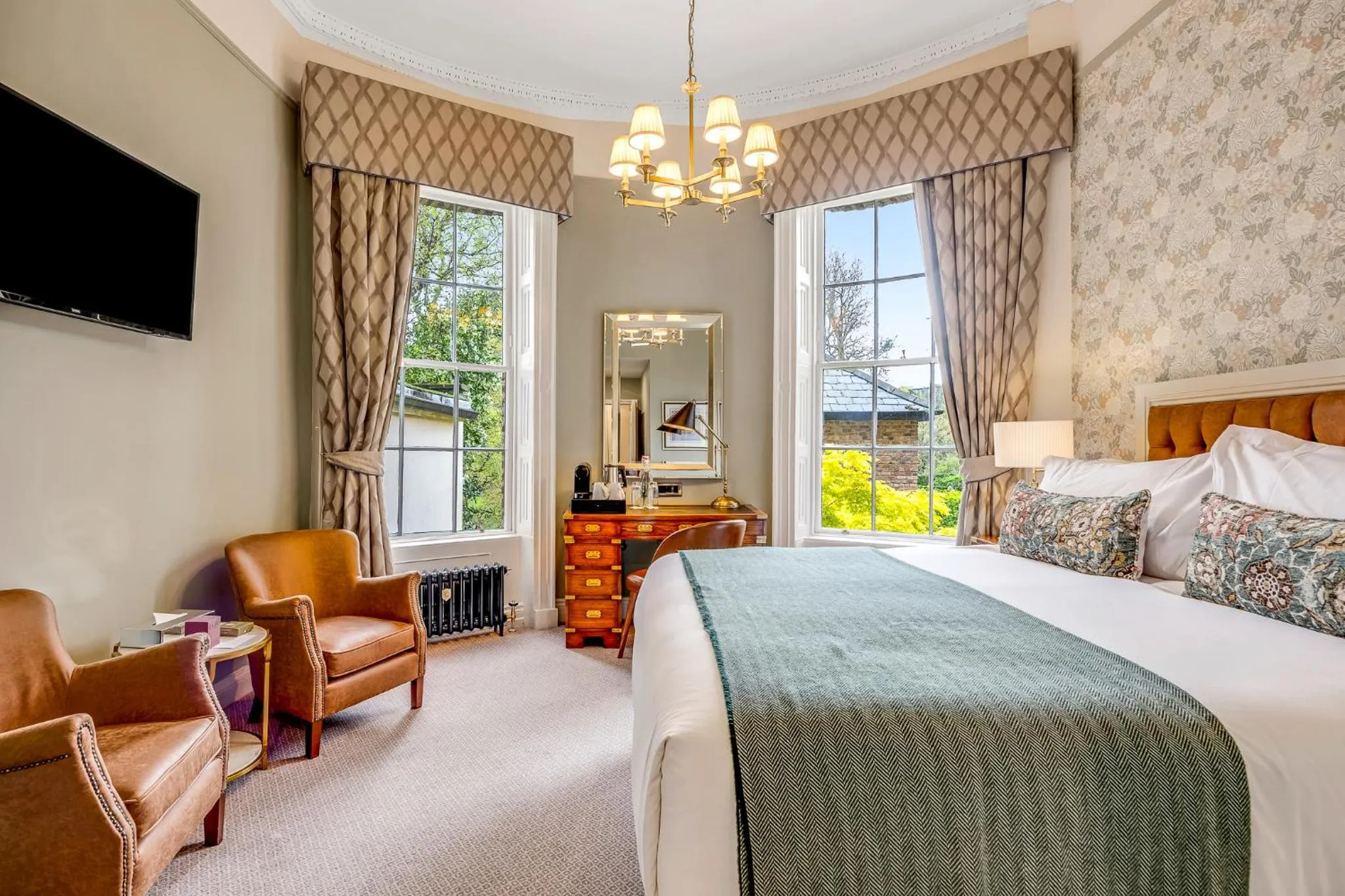 Bedroom, Bed in Stauntons on the Green Hotel