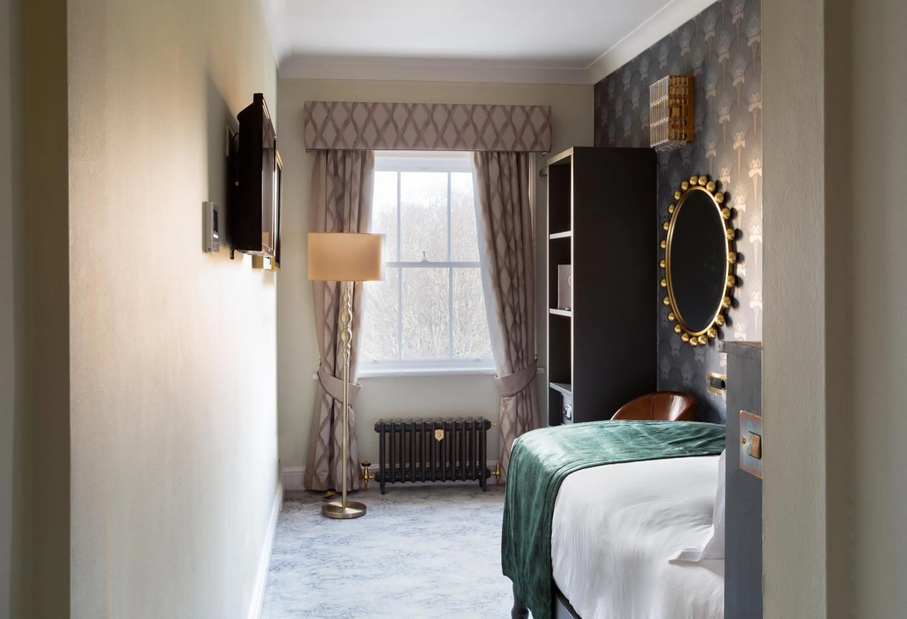 Bedroom, Bed in Stauntons on the Green Hotel