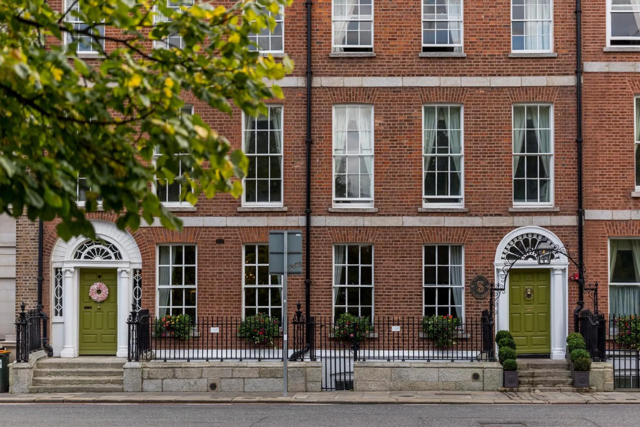 Property building in Stauntons on the Green Hotel