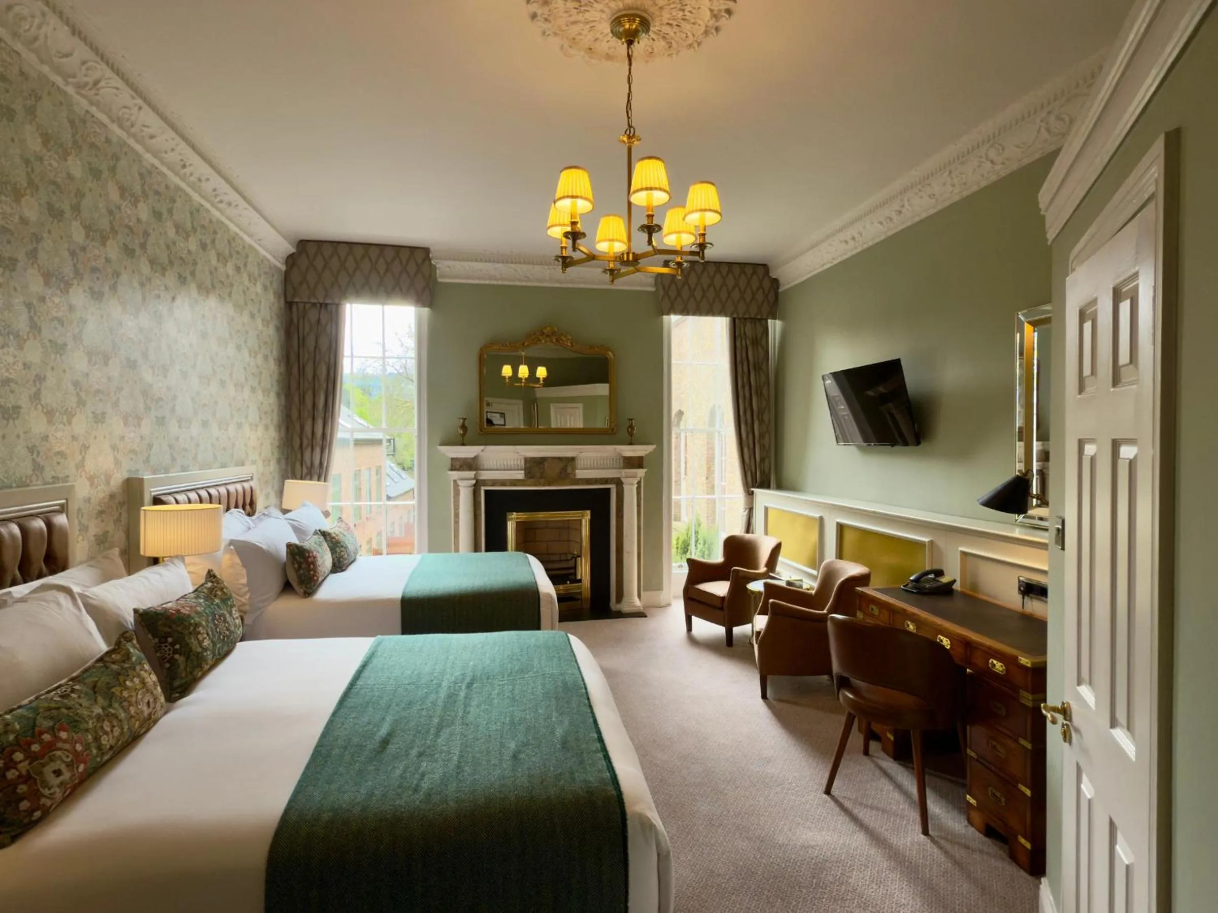 Bedroom, Bed in Stauntons on the Green Hotel