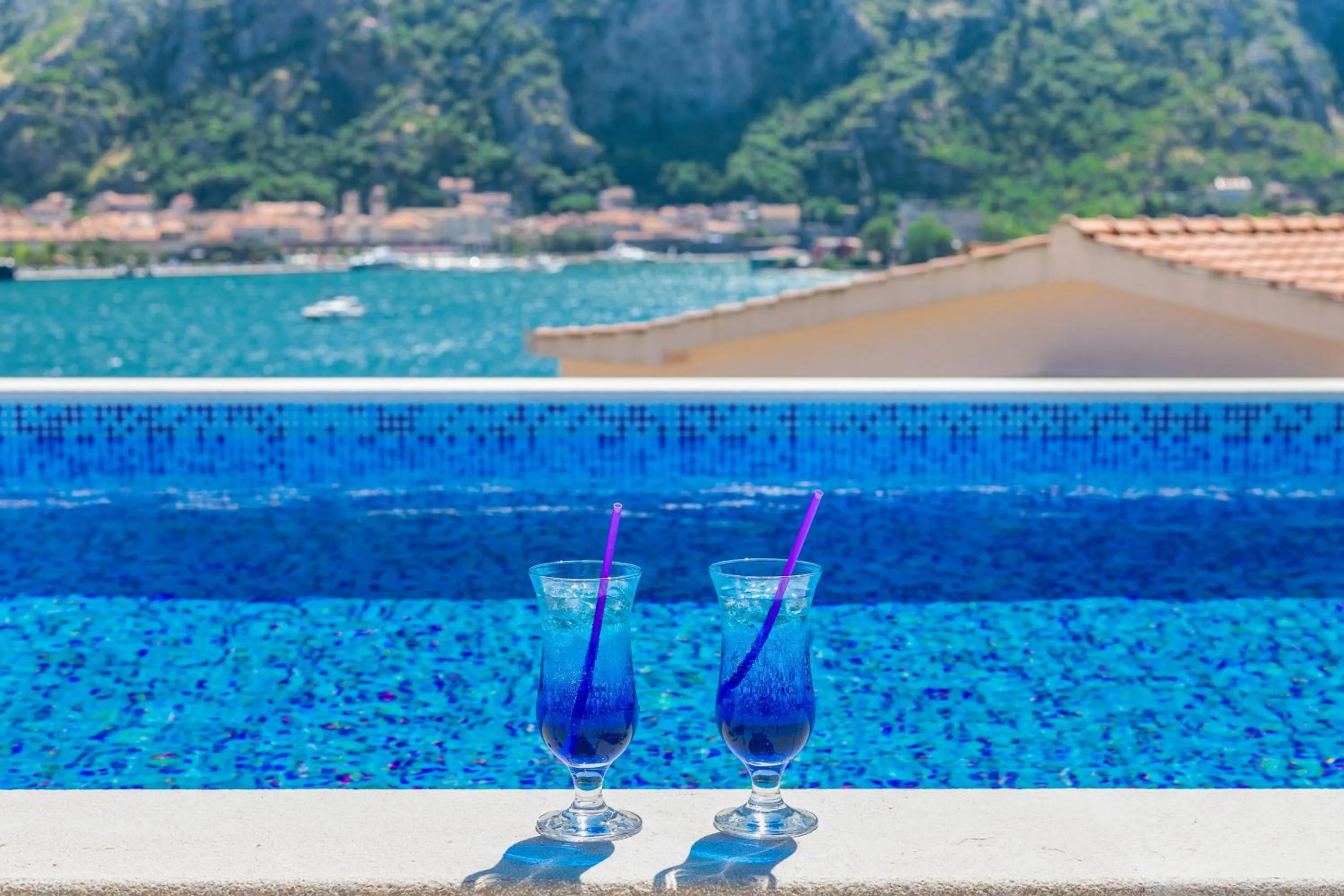 Swimming pool in Apartments Dončić
