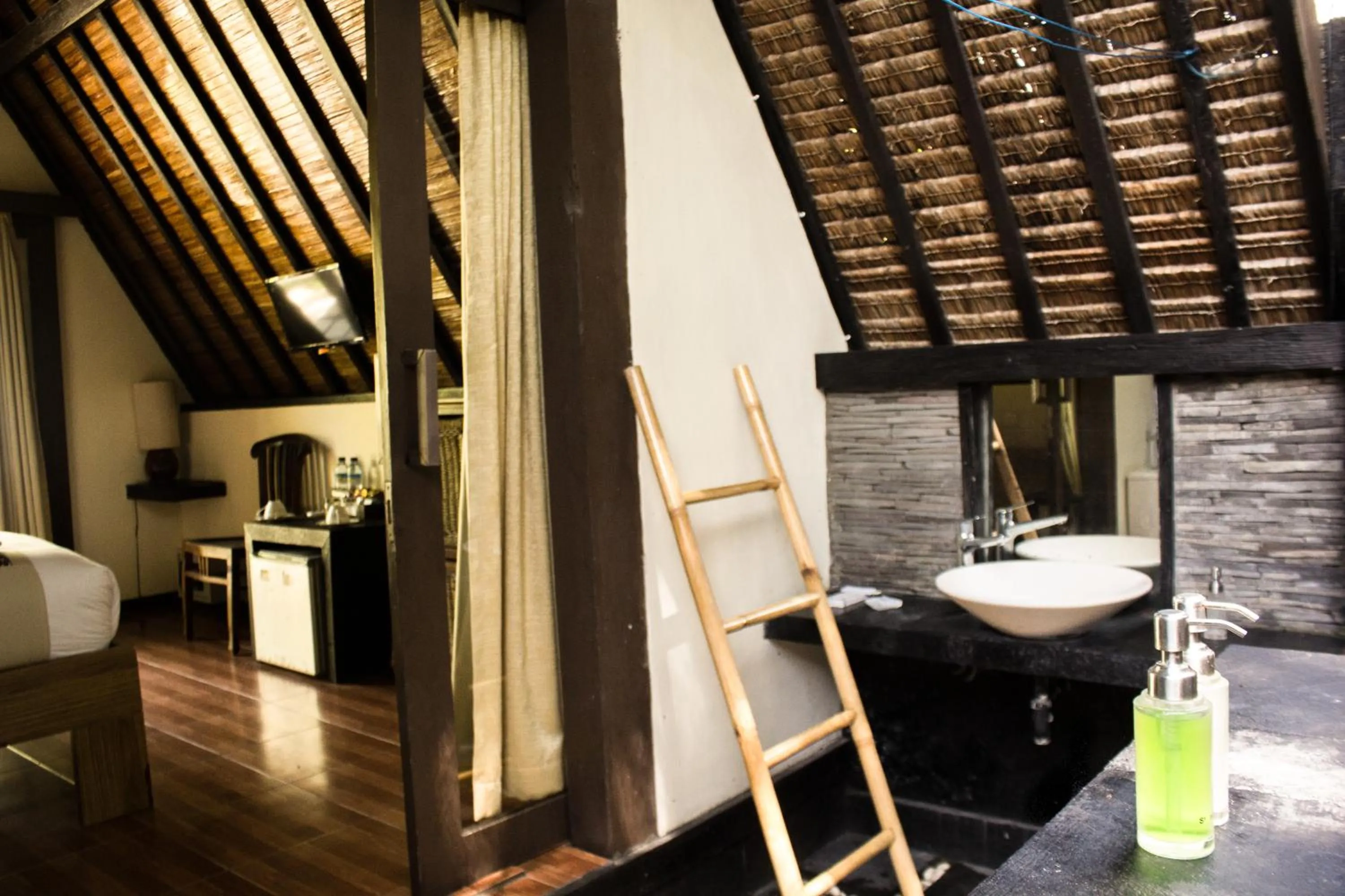 Bathroom in Kaluku Gili Resort