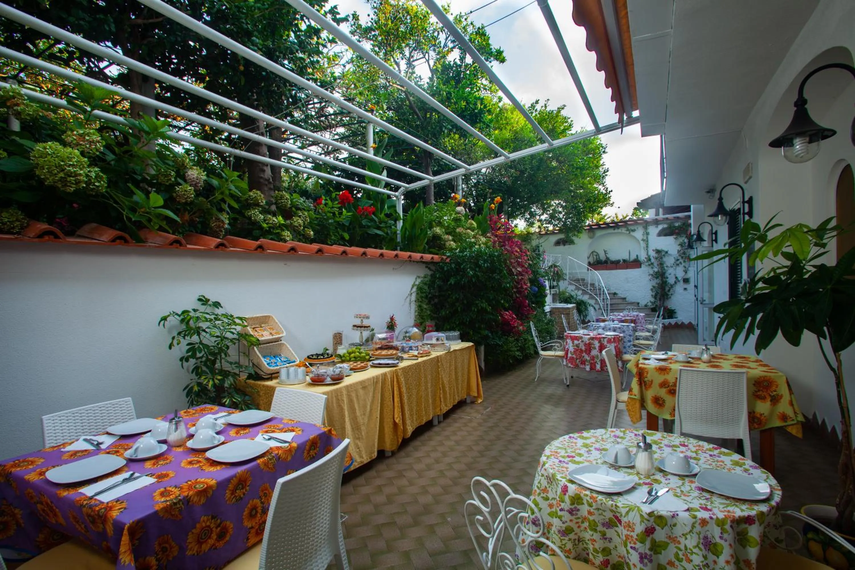 Breakfast in Hotel & Residence Matarese