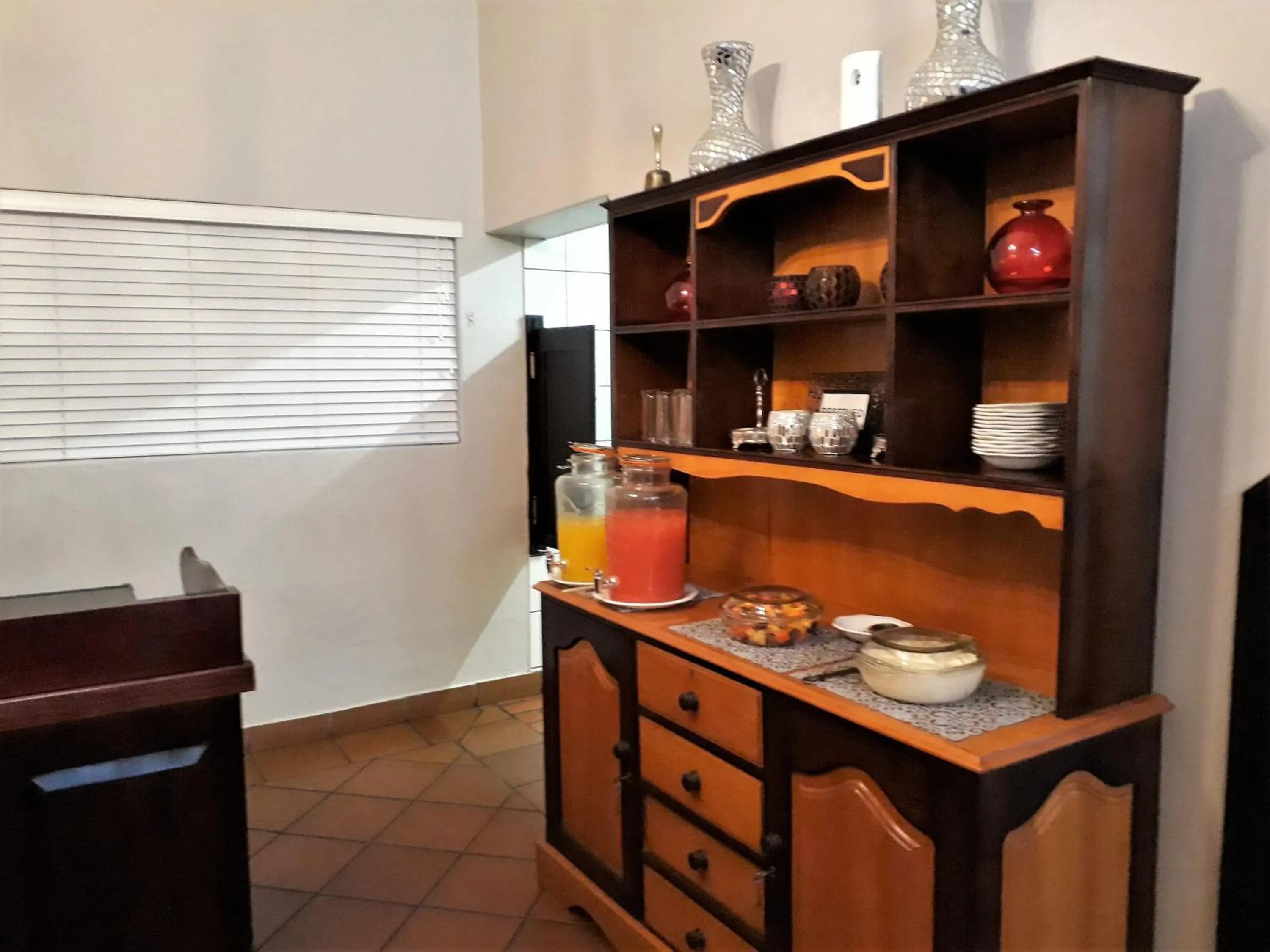 Breakfast in Newcastle Country Lodge