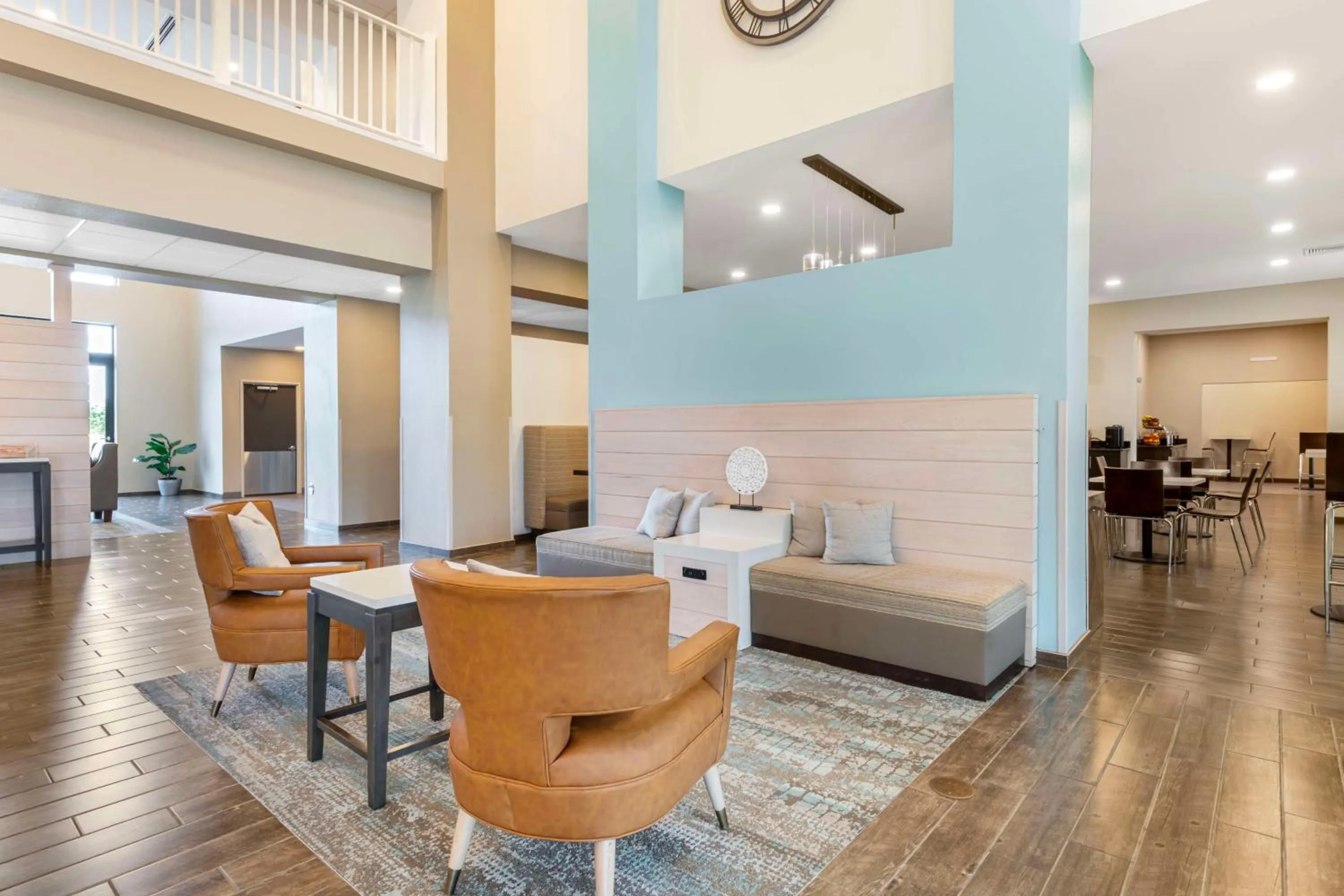 Lobby or reception in Magnolia Pointe; BW Signature Collection