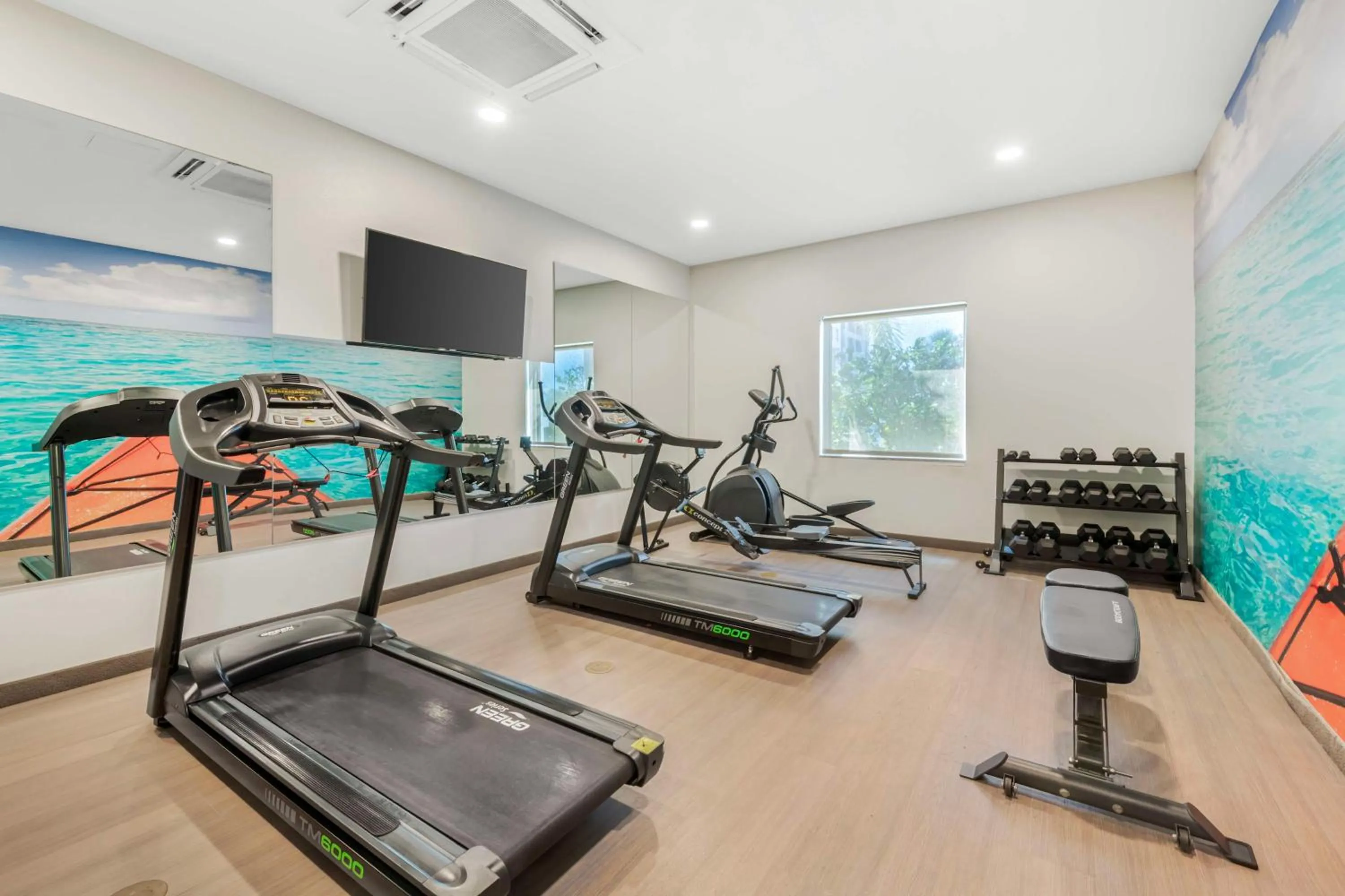 Fitness centre/facilities in Magnolia Pointe; BW Signature Collection