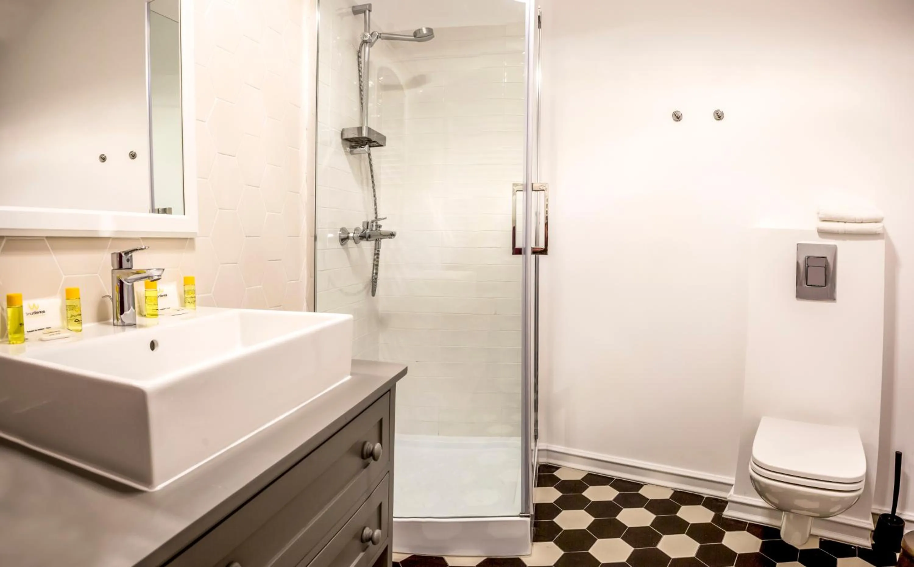 Bathroom in Matisse Bucharest Old Town