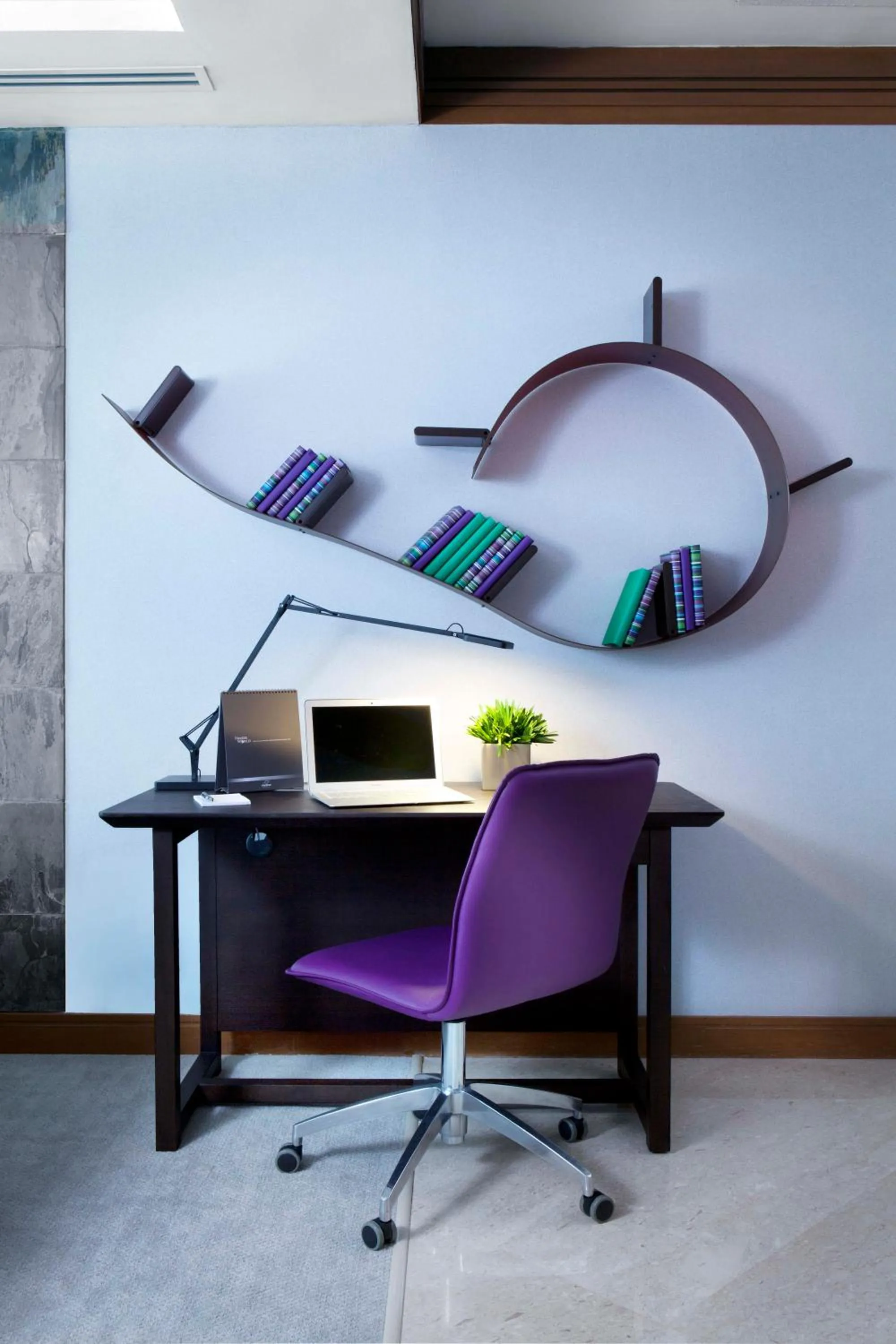 Decorative detail in Fraser Place Robertson Walk Singapore