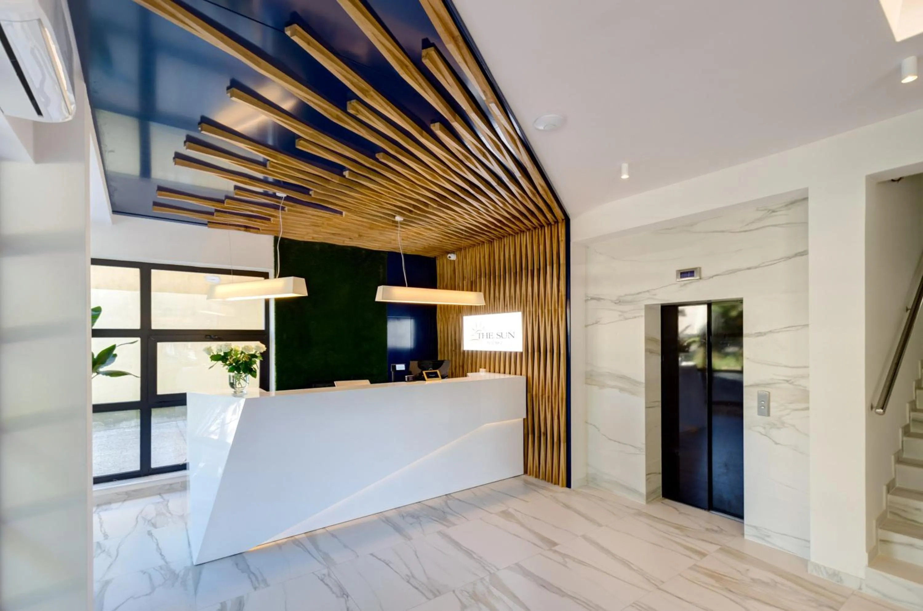 Lobby or reception in The Sun by Lubicz