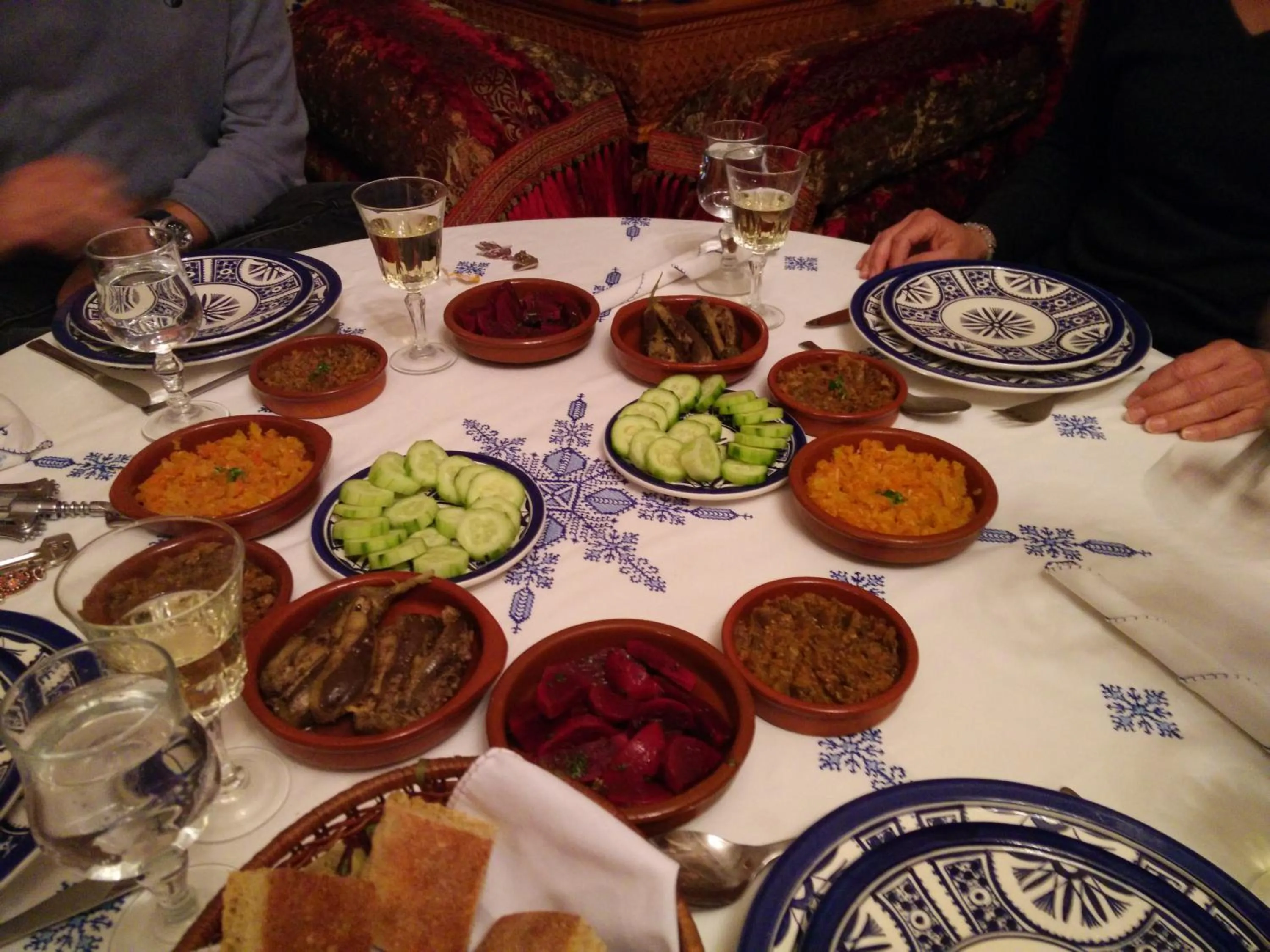 Restaurant/places to eat in Riad Raouia HAMMAM & SPA