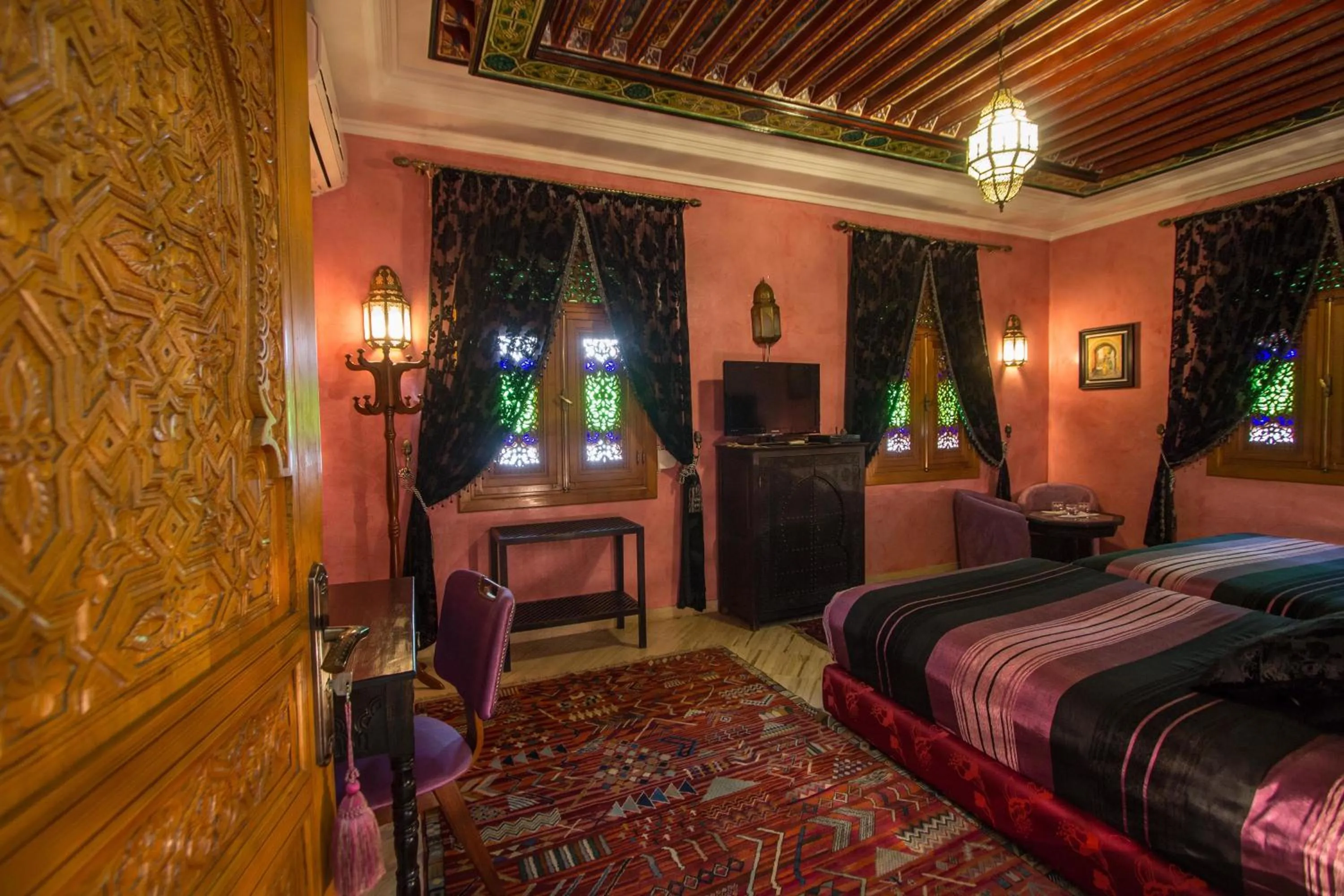 Photo of the whole room, Bed in Riad Raouia HAMMAM & SPA