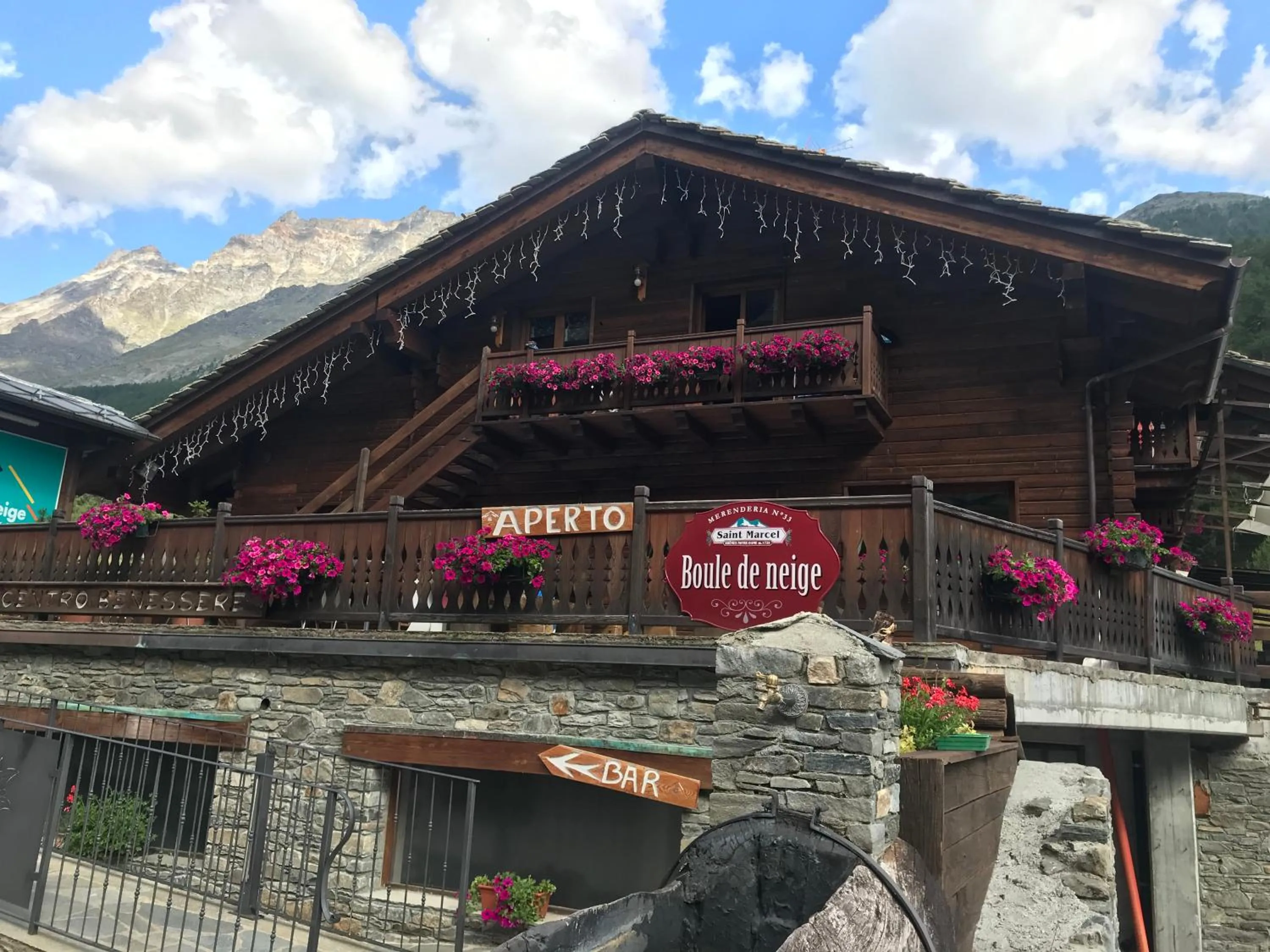 Day in Albergo Boule de Neige