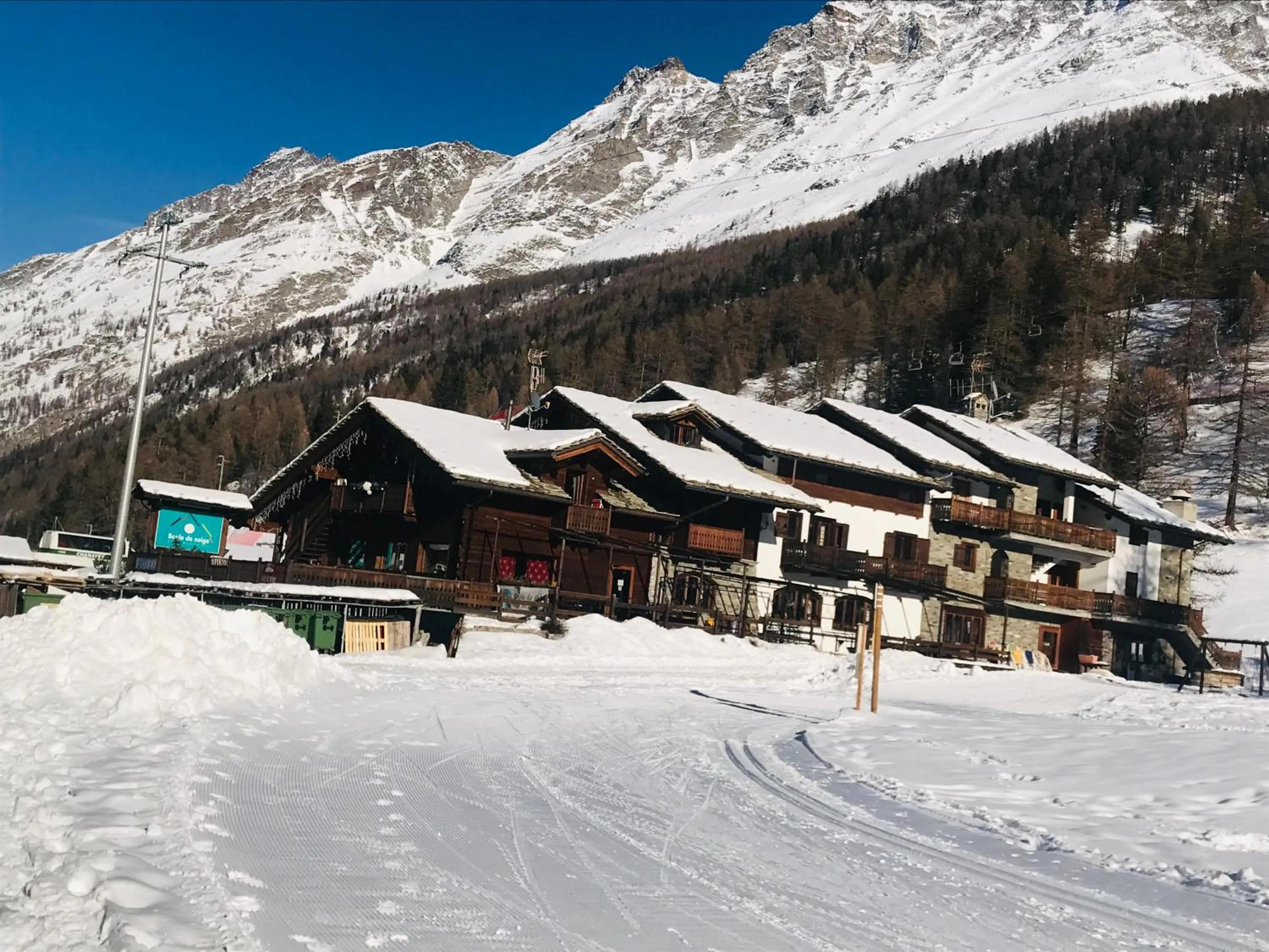 Property building in Albergo Boule de Neige