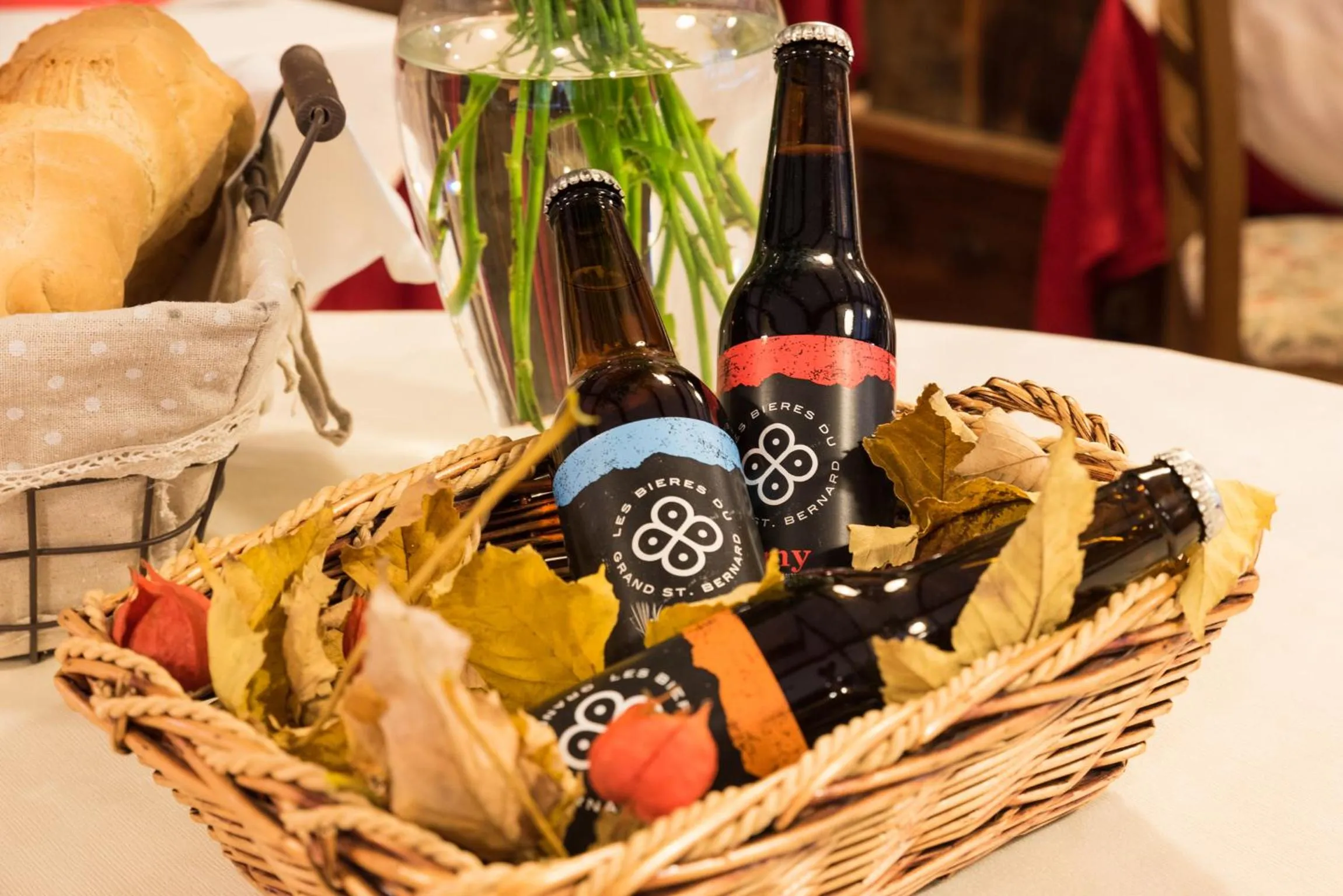 Lounge or bar in Albergo Boule de Neige