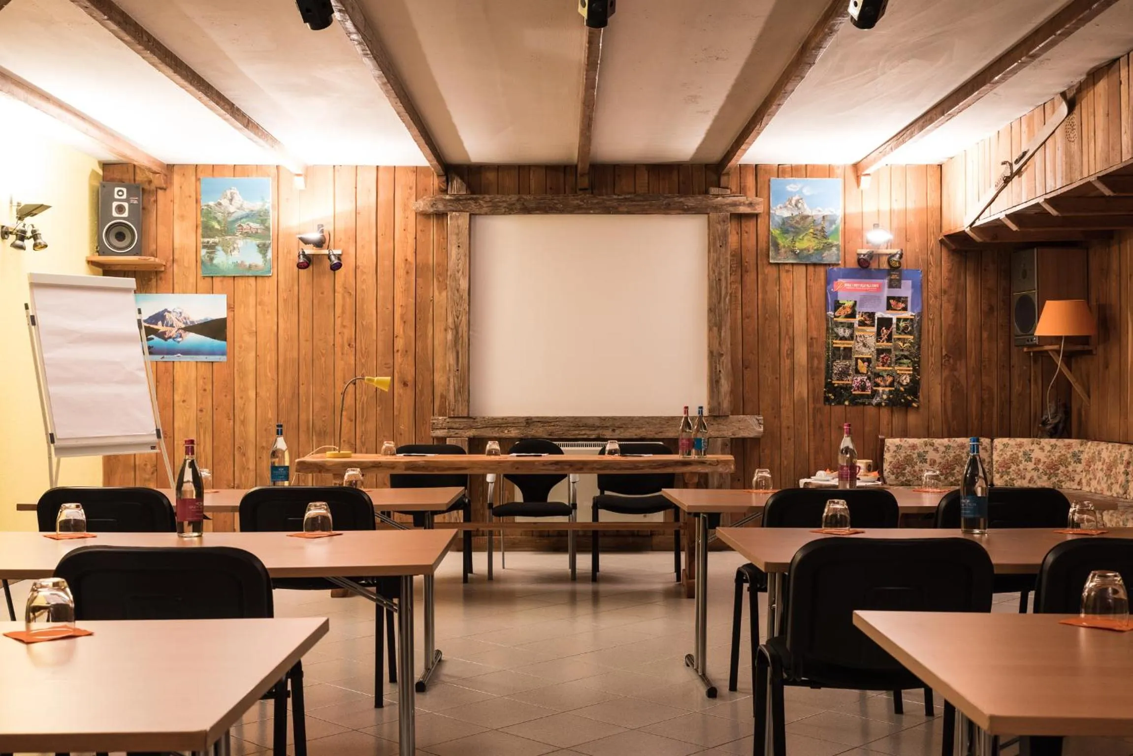 Business facilities in Albergo Boule de Neige