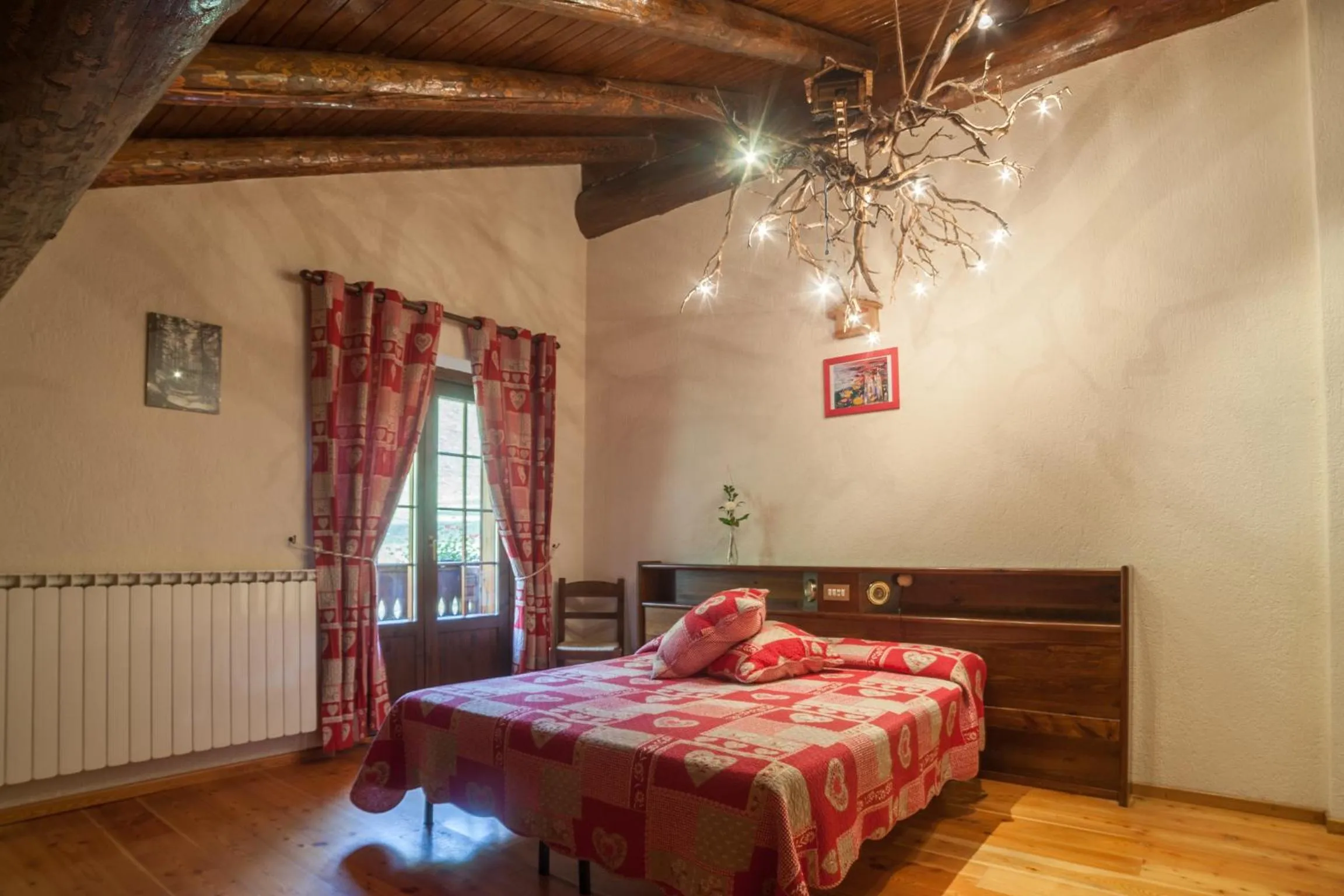 Bed in Albergo Boule de Neige